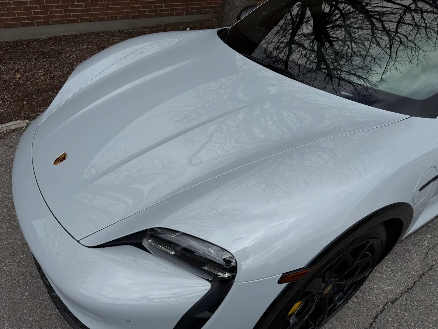 Porsche Taycan Turbo S Cross Turismo  — photo 18
