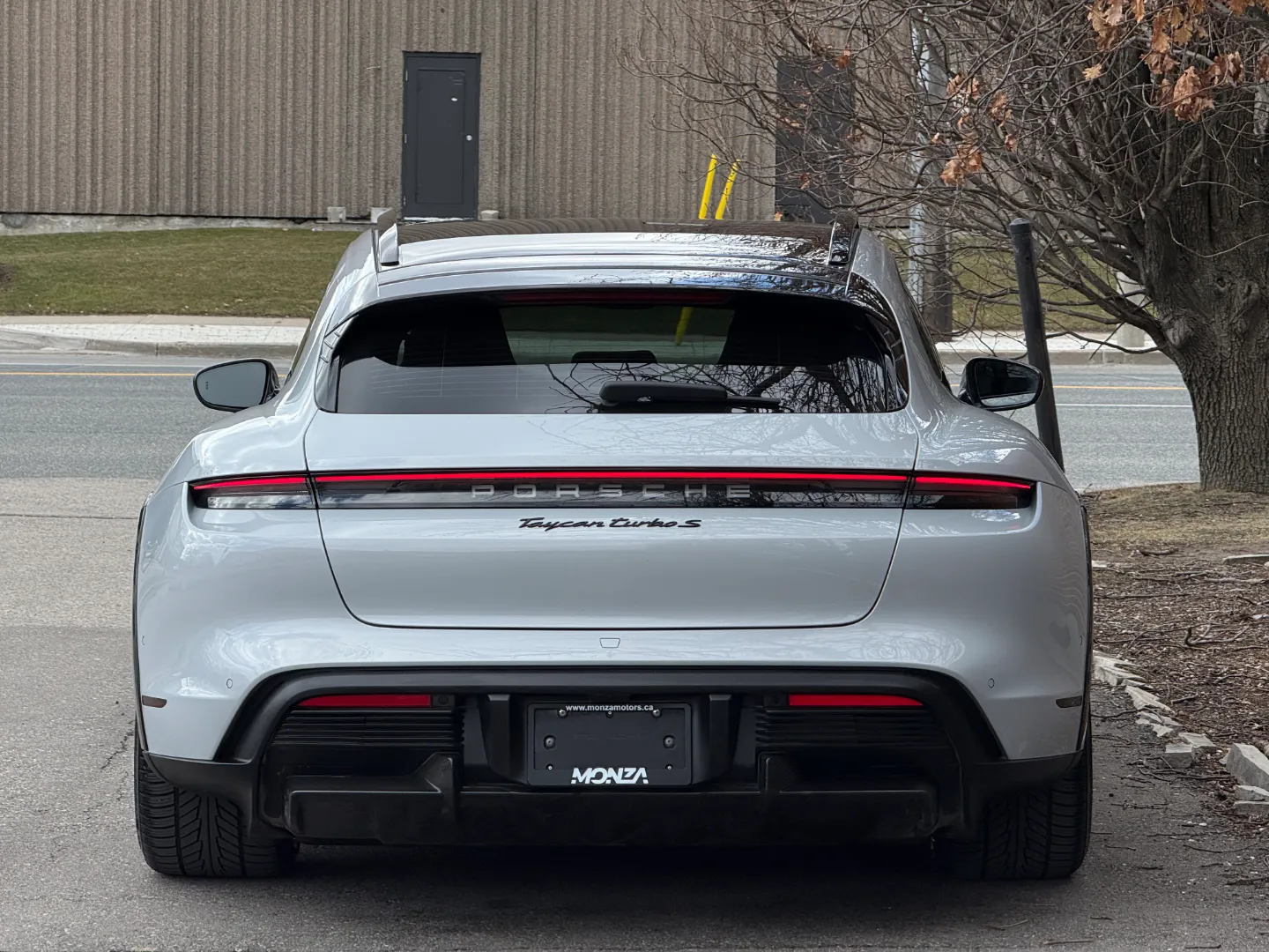 Porsche Taycan Turbo S Cross Turismo  — photo 25