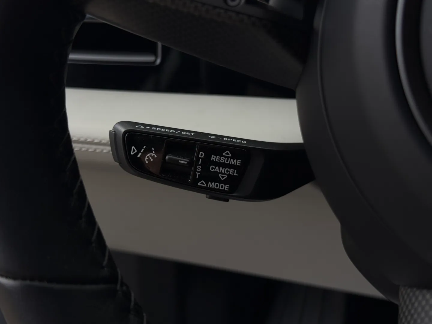 Porsche Taycan Turbo S Cross Turismo  — photo 66