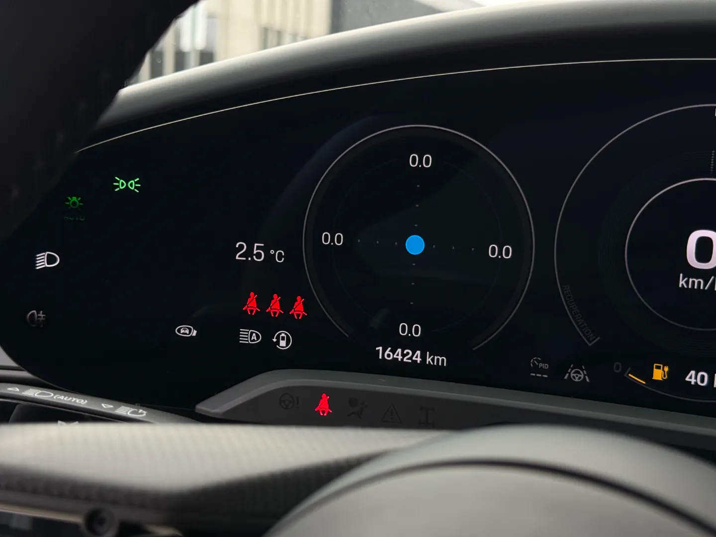 Porsche Taycan Turbo S Cross Turismo  — photo 69