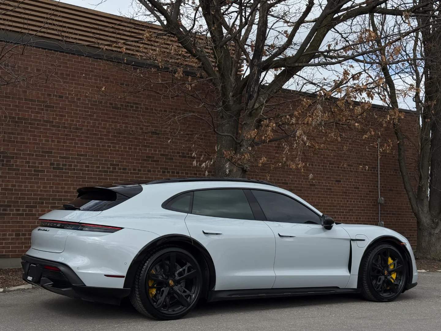 Porsche Taycan Turbo S Cross Turismo  — photo 76