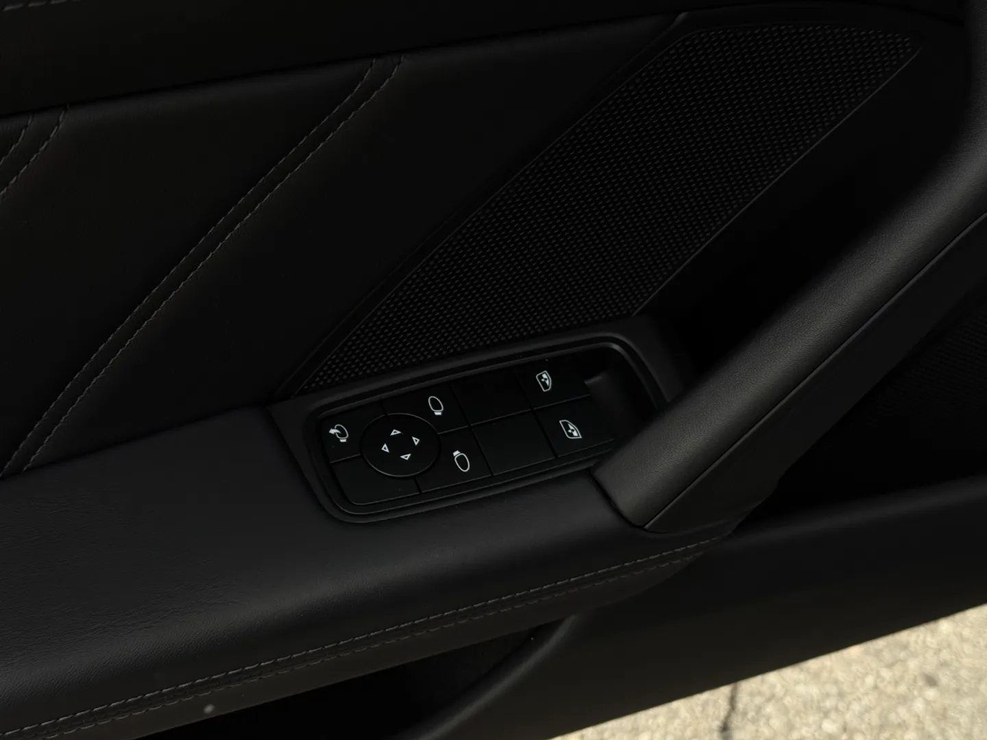 Porsche 911 Turbo Coupe — photo 45