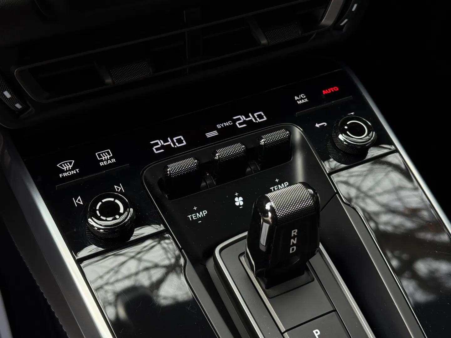 Porsche 911 Turbo Coupe — photo 52
