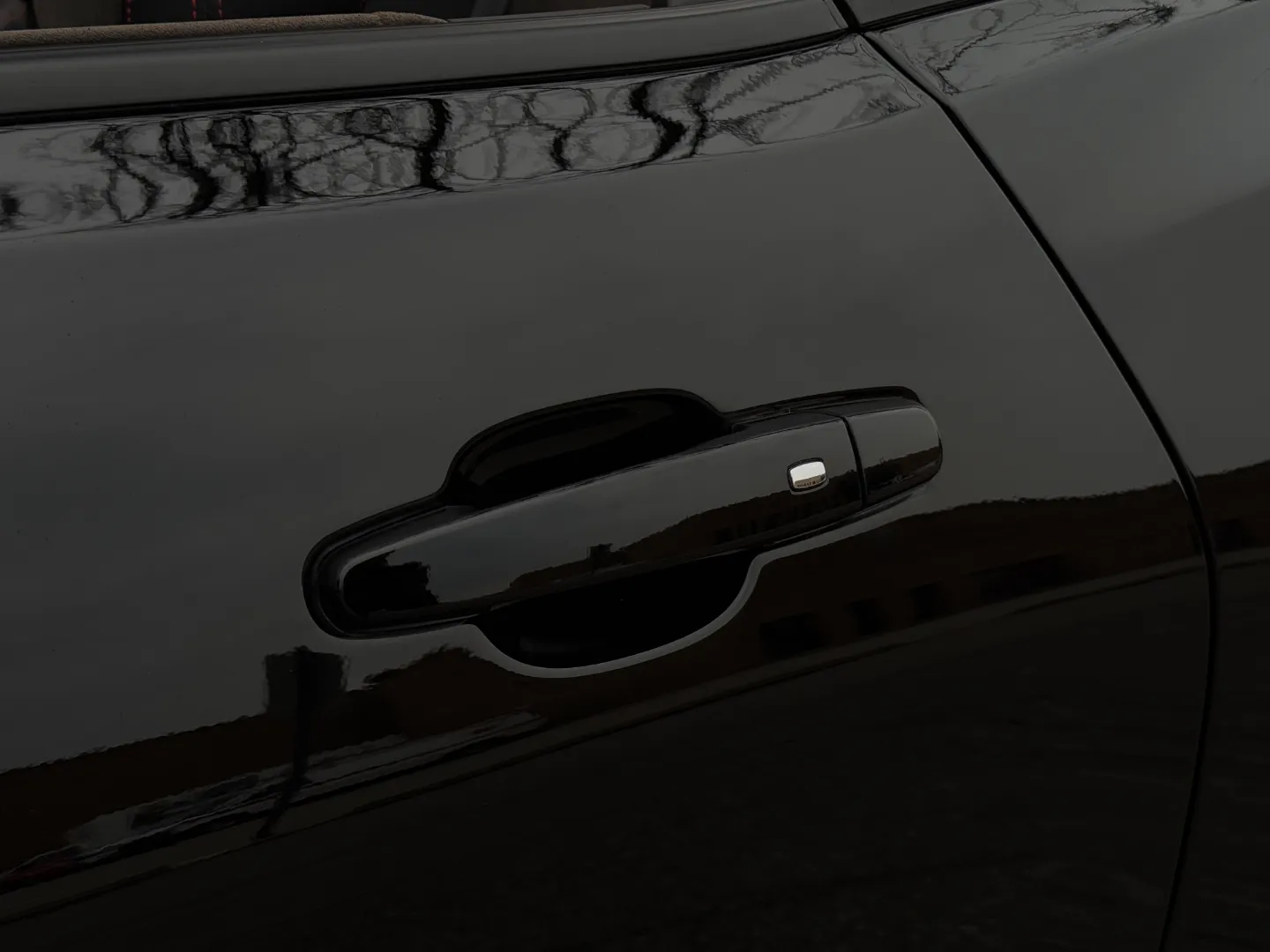 Chevrolet Camaro ZL1 Convertible 6 Speed Manual — photo 21