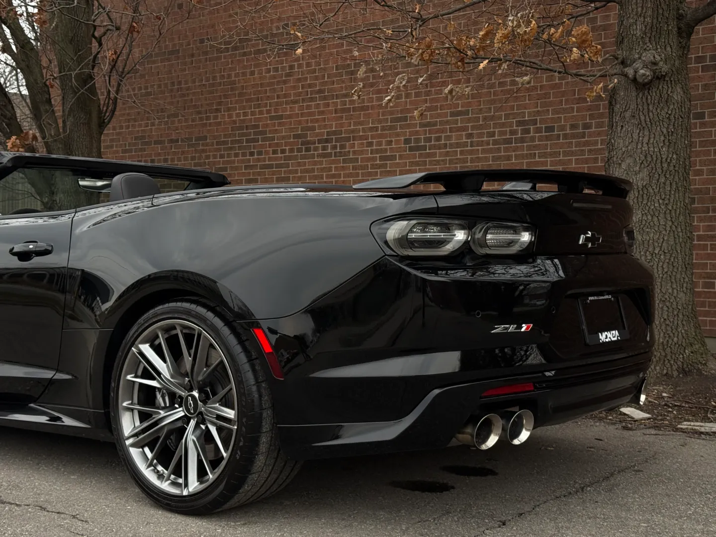 Chevrolet Camaro ZL1 Convertible 6 Speed Manual — photo 25