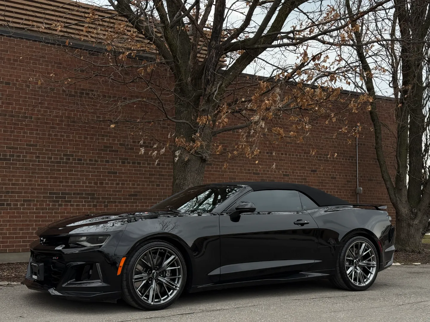 Chevrolet Camaro ZL1 Convertible 6 Speed Manual — photo 38