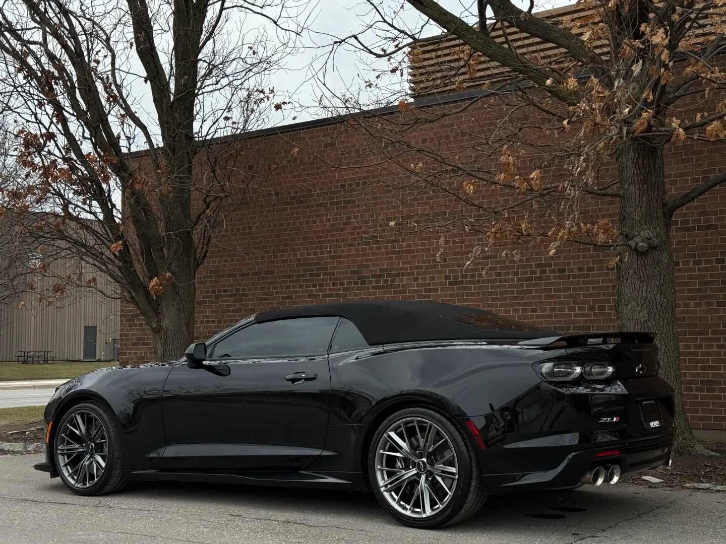 Chevrolet Camaro ZL1 Convertible 6 Speed Manual — photo 40