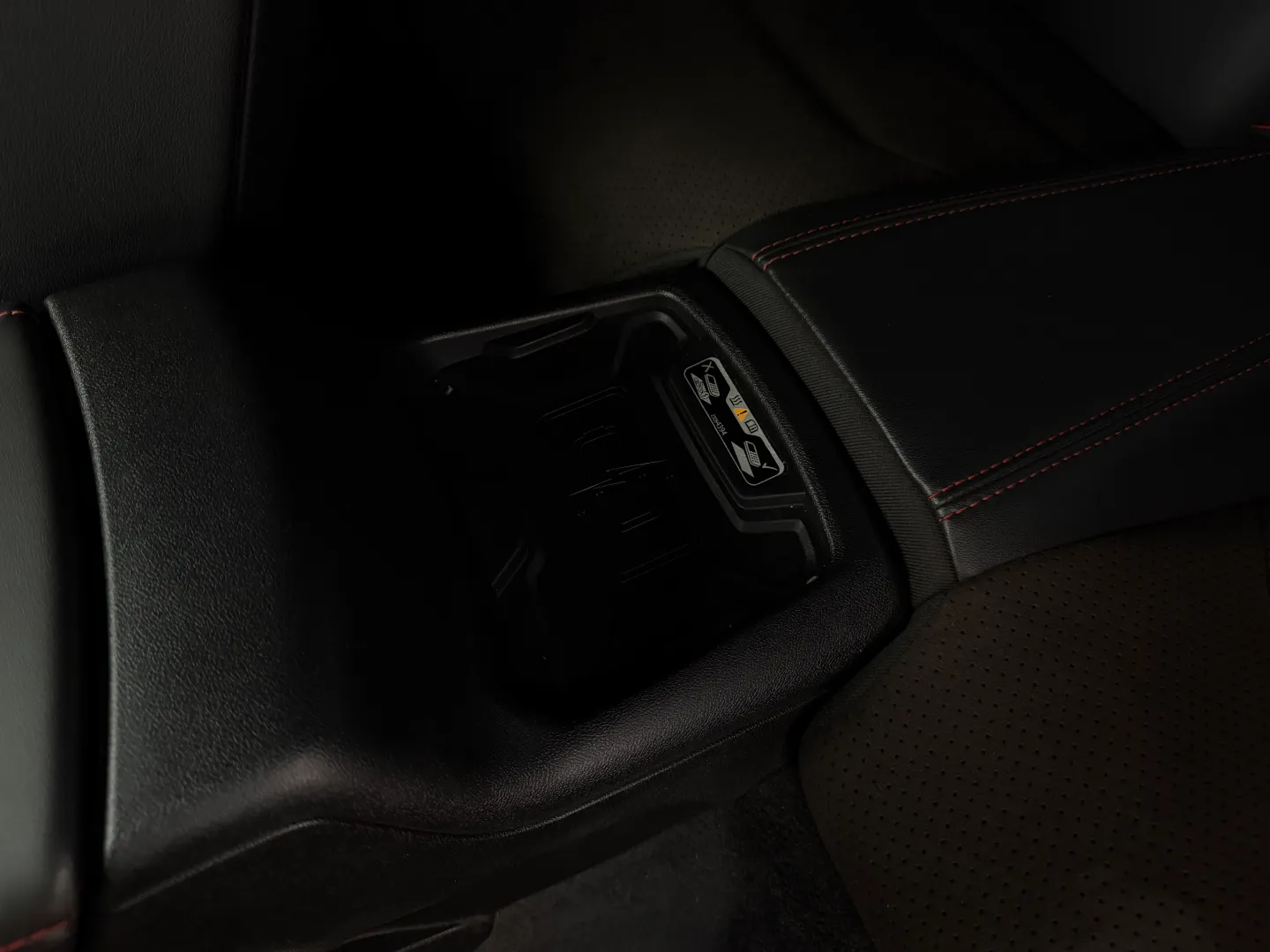 Chevrolet Camaro ZL1 Convertible 6 Speed Manual — photo 48