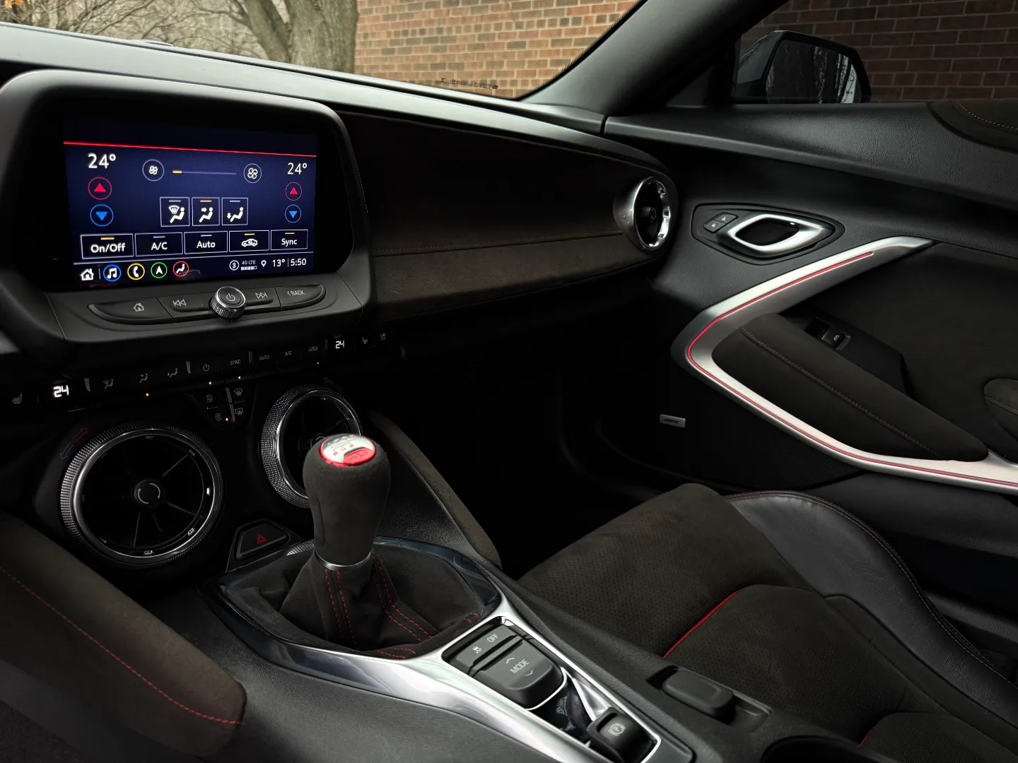Chevrolet Camaro ZL1 Convertible 6 Speed Manual — photo 54