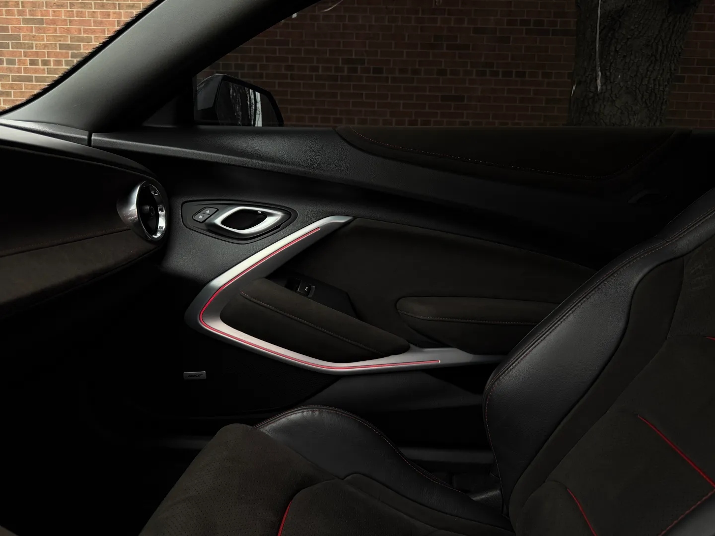 Chevrolet Camaro ZL1 Convertible 6 Speed Manual — photo 69