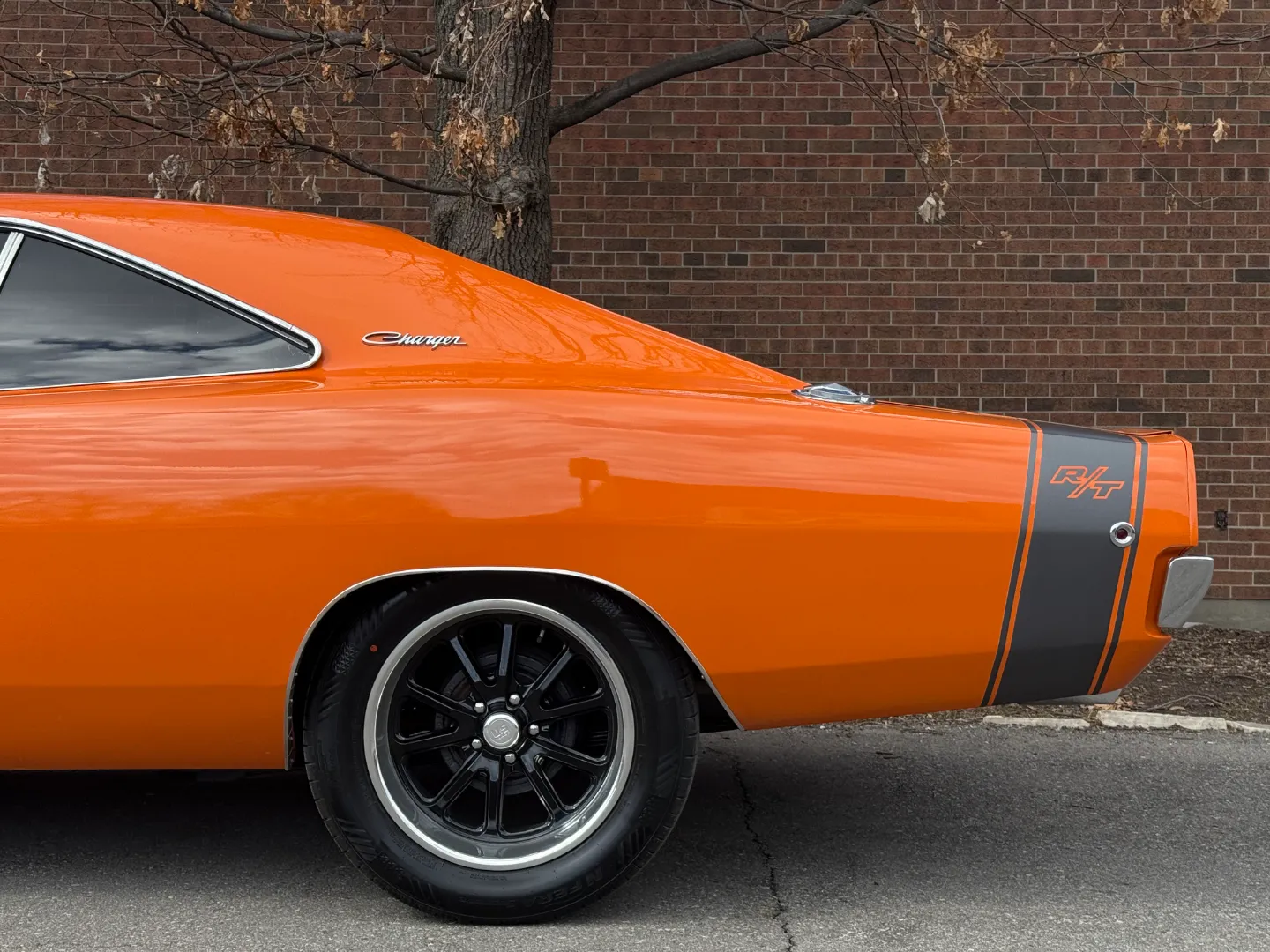Dodge Charger Restomod R/T Tribute 4 Speed Manual — photo 12