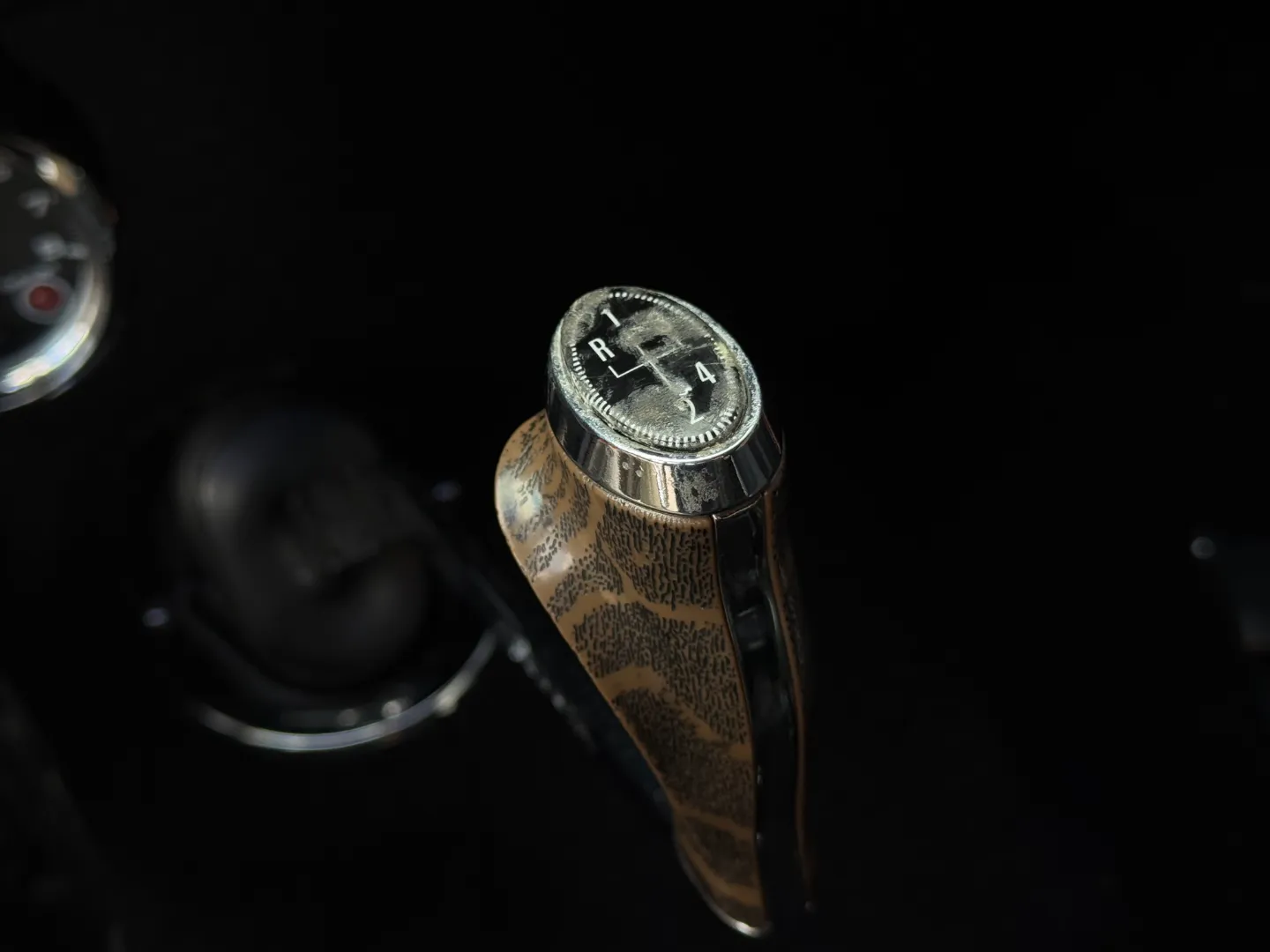 Dodge Charger Restomod R/T Tribute 4 Speed Manual — photo 43
