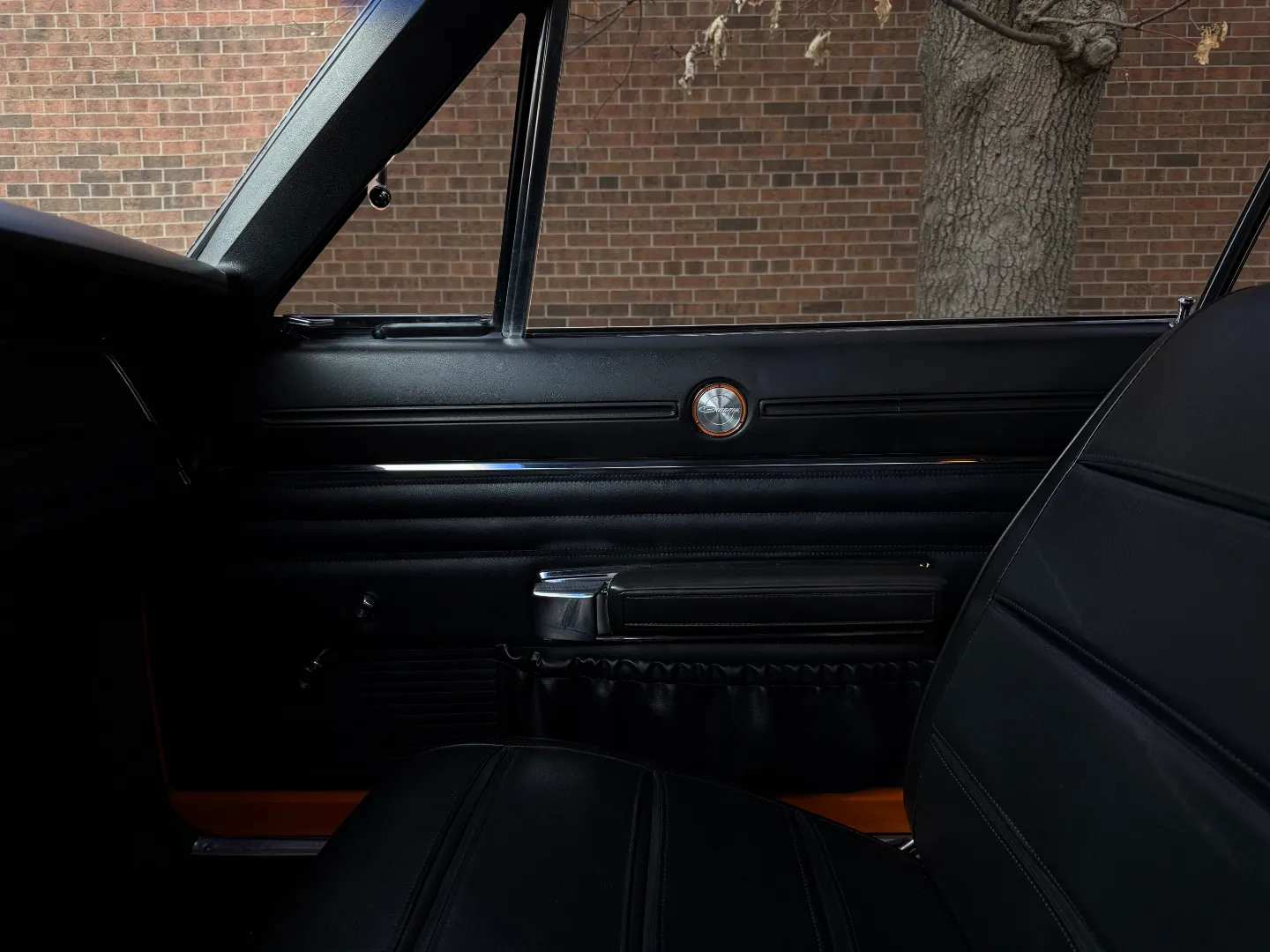 Dodge Charger Restomod R/T Tribute 4 Speed Manual — photo 50