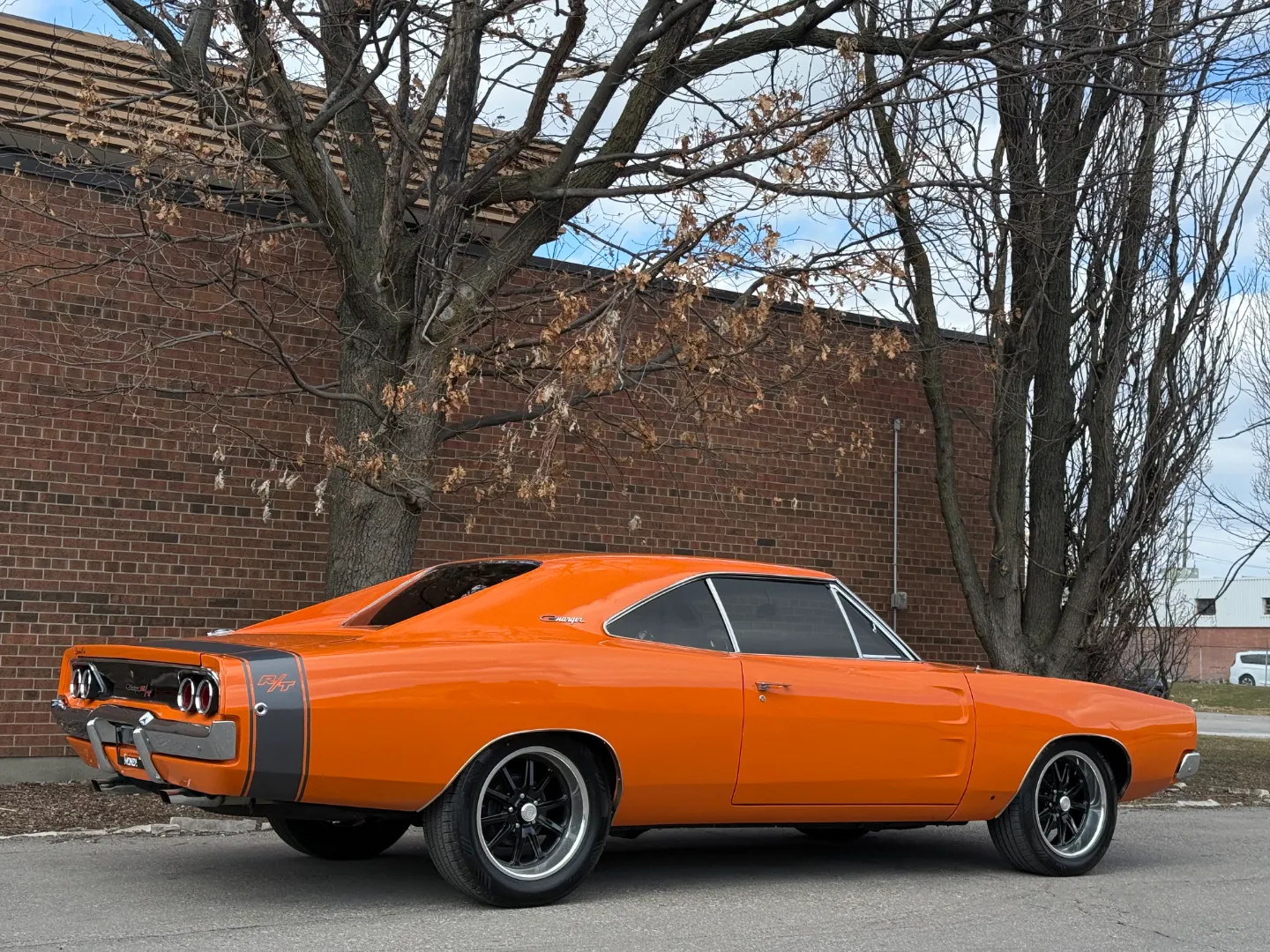 Dodge Charger Restomod R/T Tribute 4 Speed Manual — photo 54