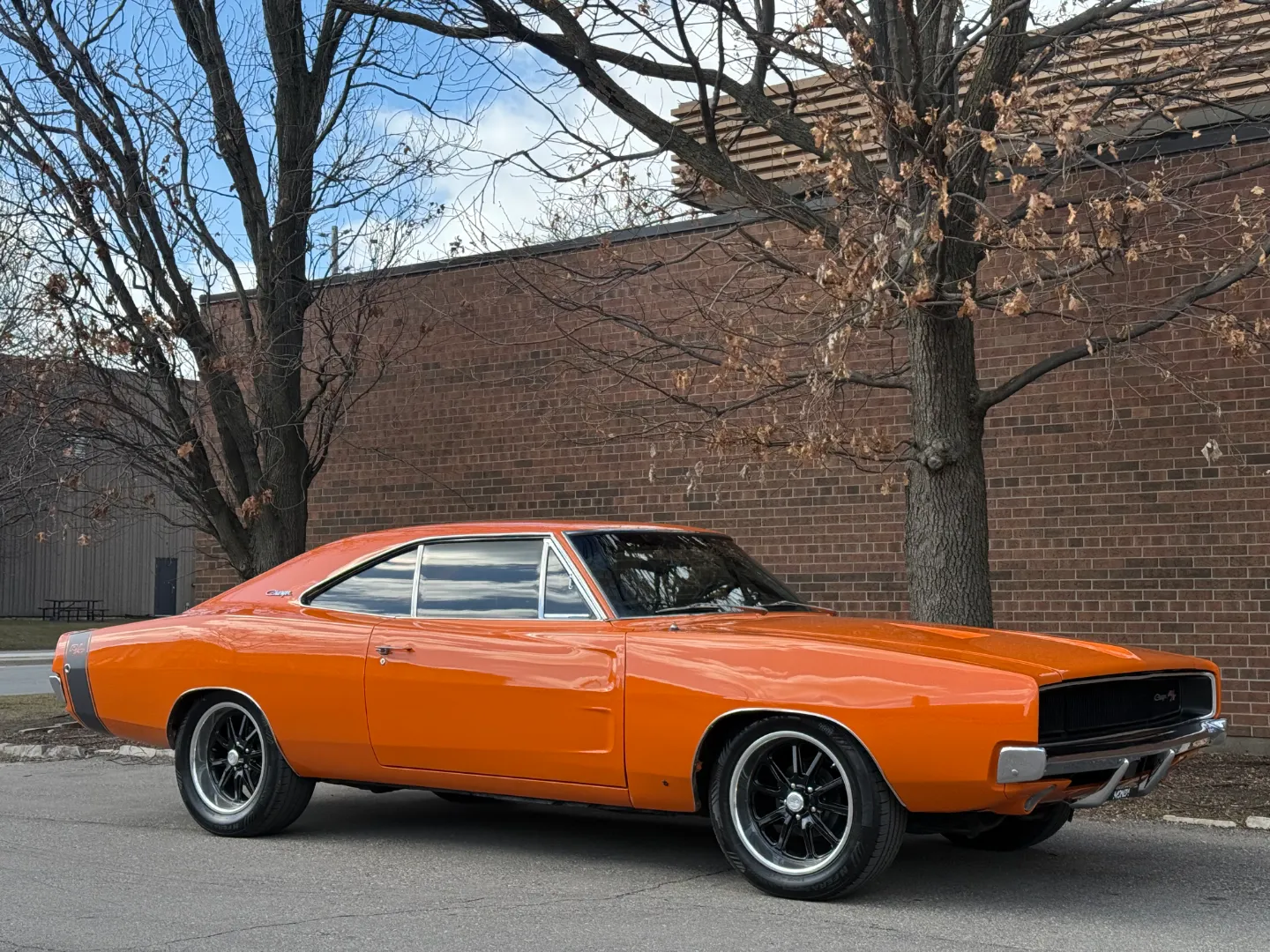 Dodge Charger Restomod R/T Tribute 4 Speed Manual — photo 57