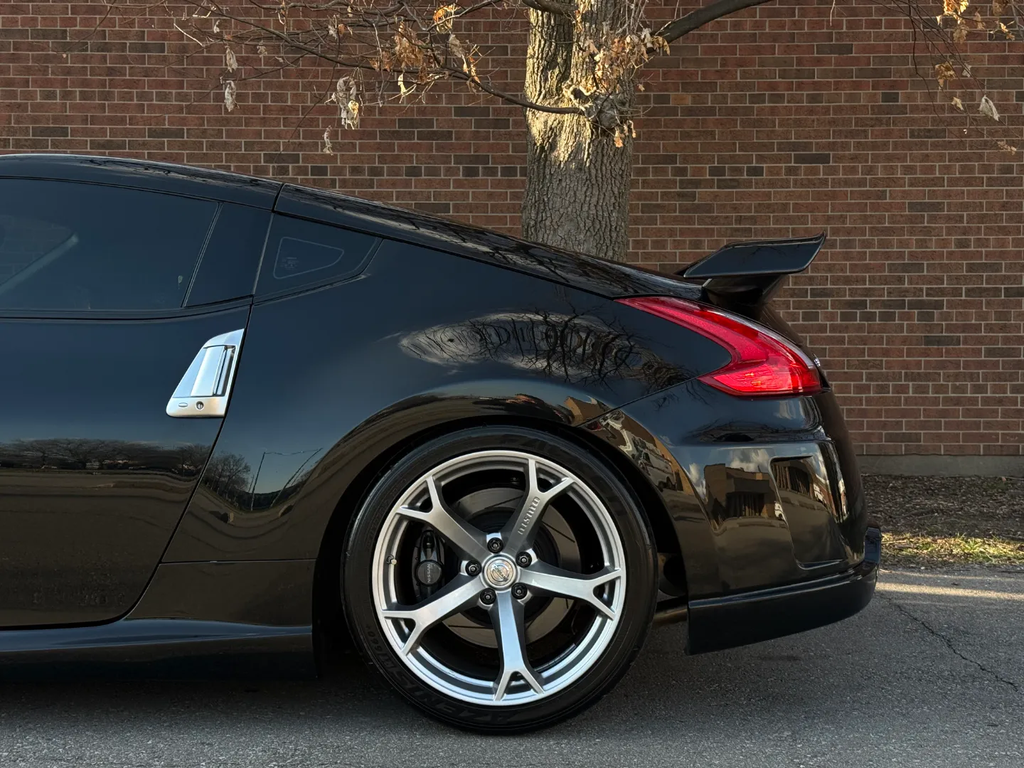 Nissan 370Z Nismo 6 Speed Manual — photo 13
