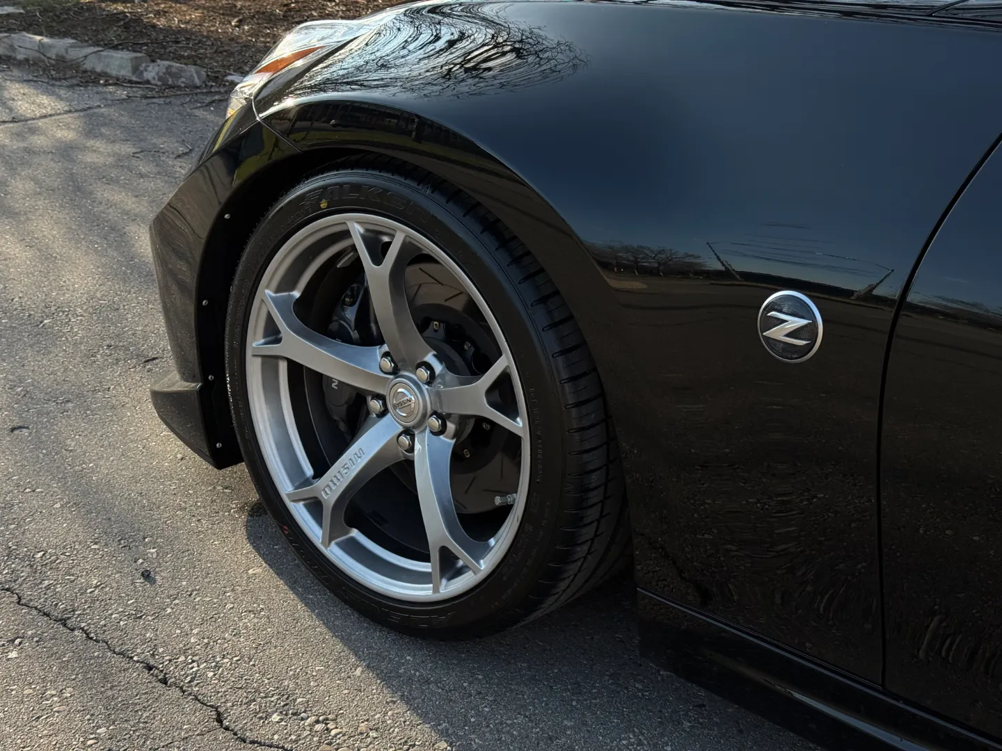Nissan 370Z Nismo 6 Speed Manual — photo 14