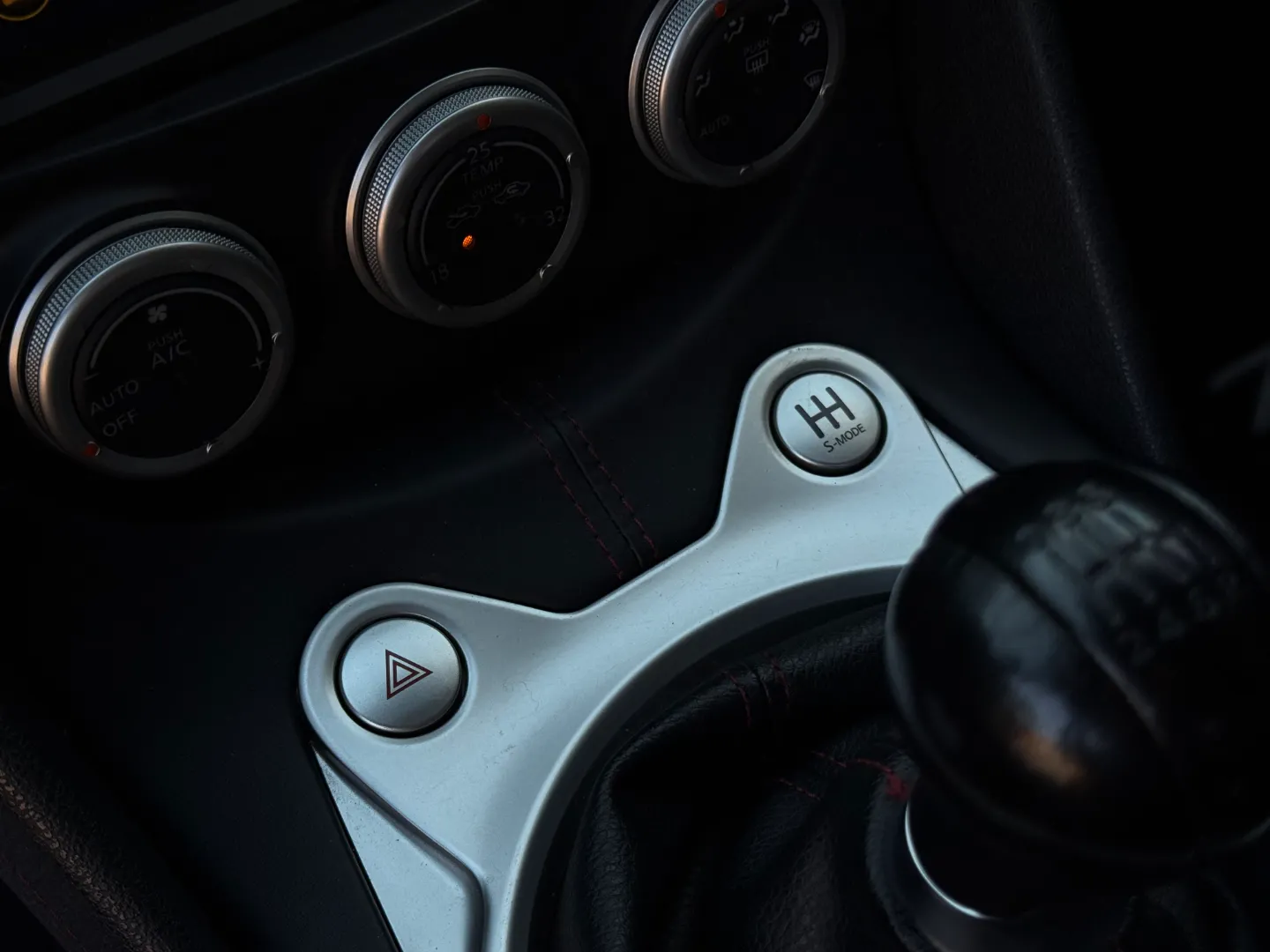 Nissan 370Z Nismo 6 Speed Manual — photo 49