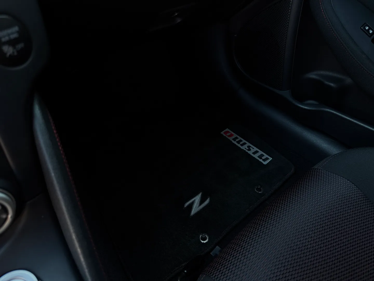 Nissan 370Z Nismo 6 Speed Manual — photo 60