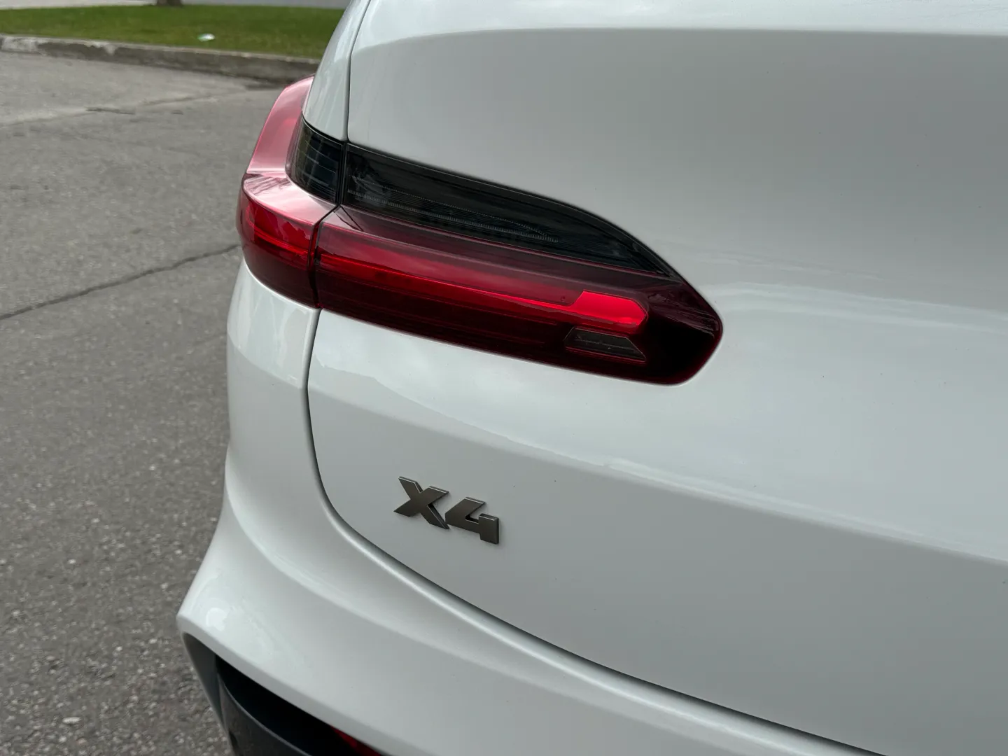 BMW X4 M40i  — photo 24