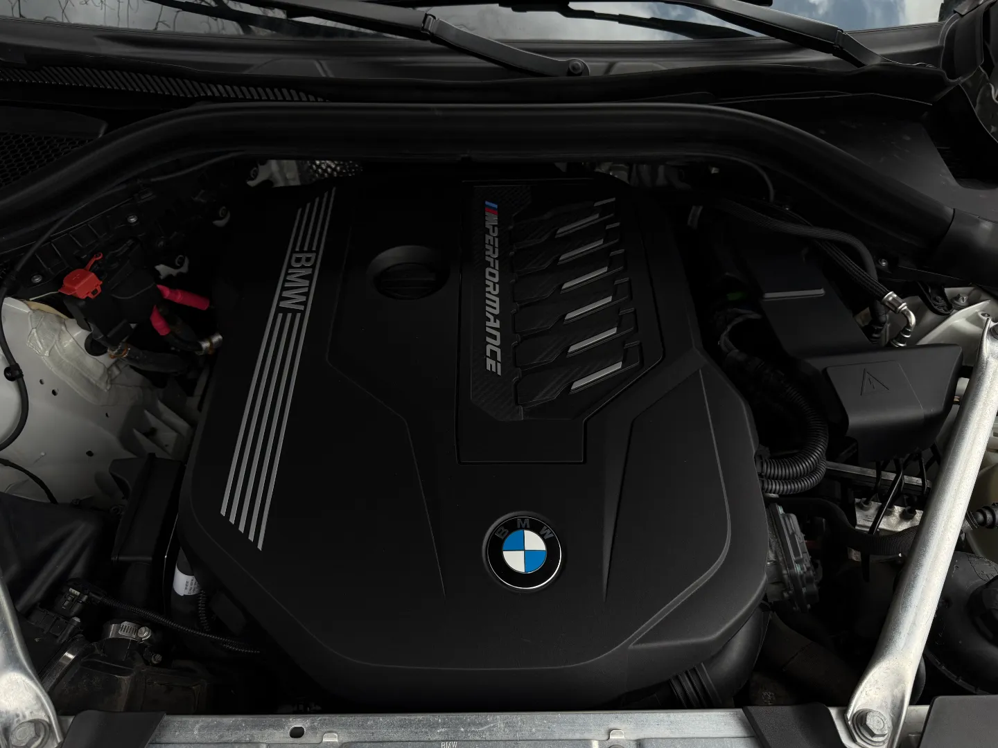 BMW X4 M40i  — photo 32