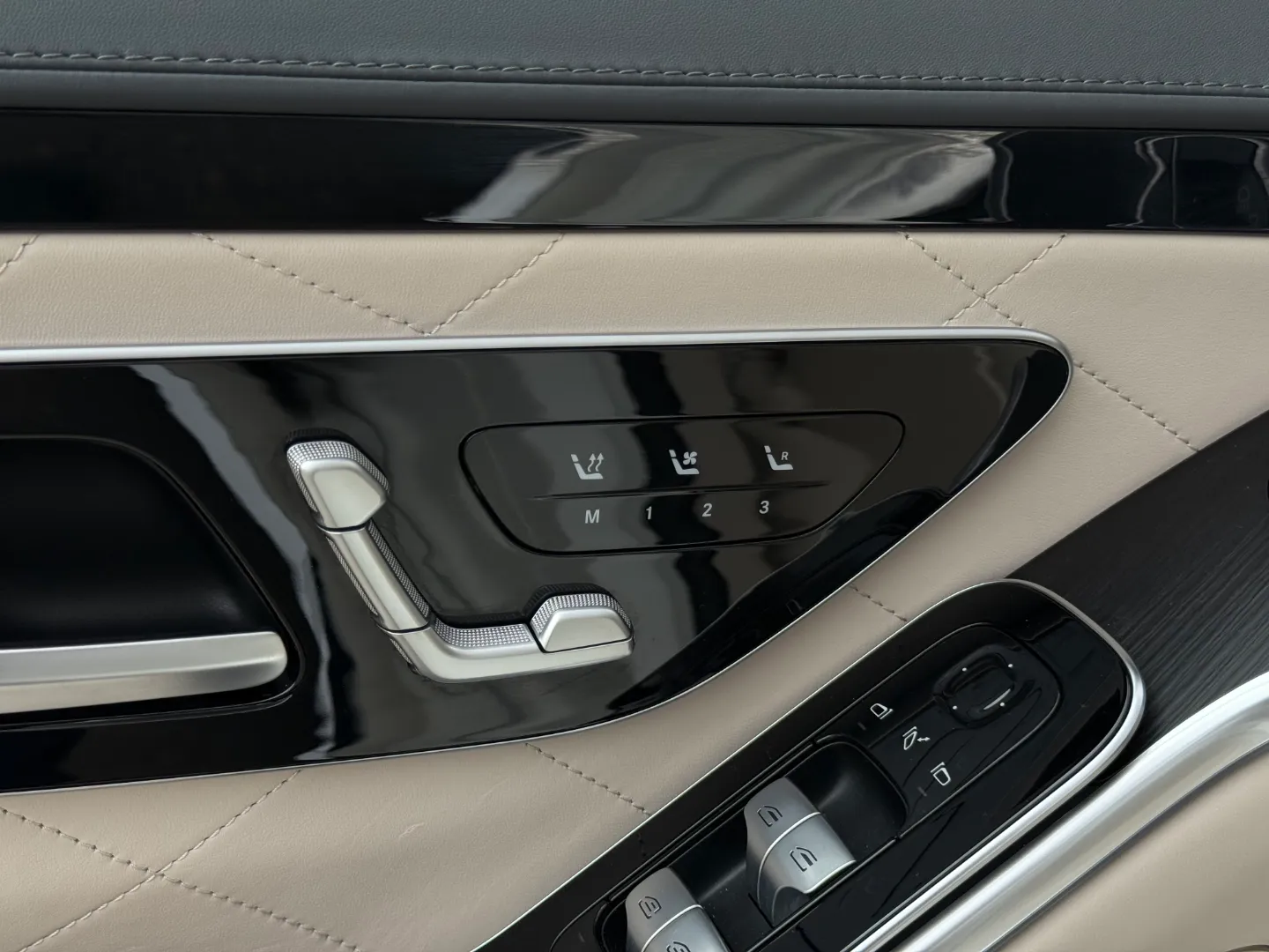 Mercedes Benz S580 4Matic  — photo 43