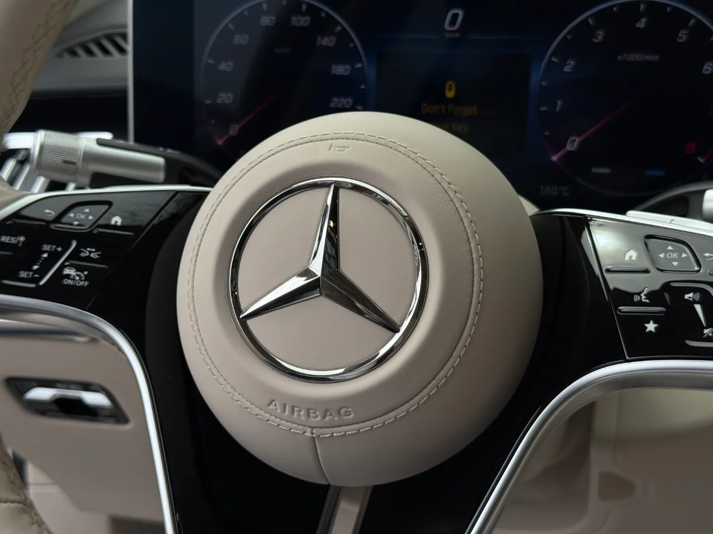 Mercedes Benz S580 4Matic  — photo 74