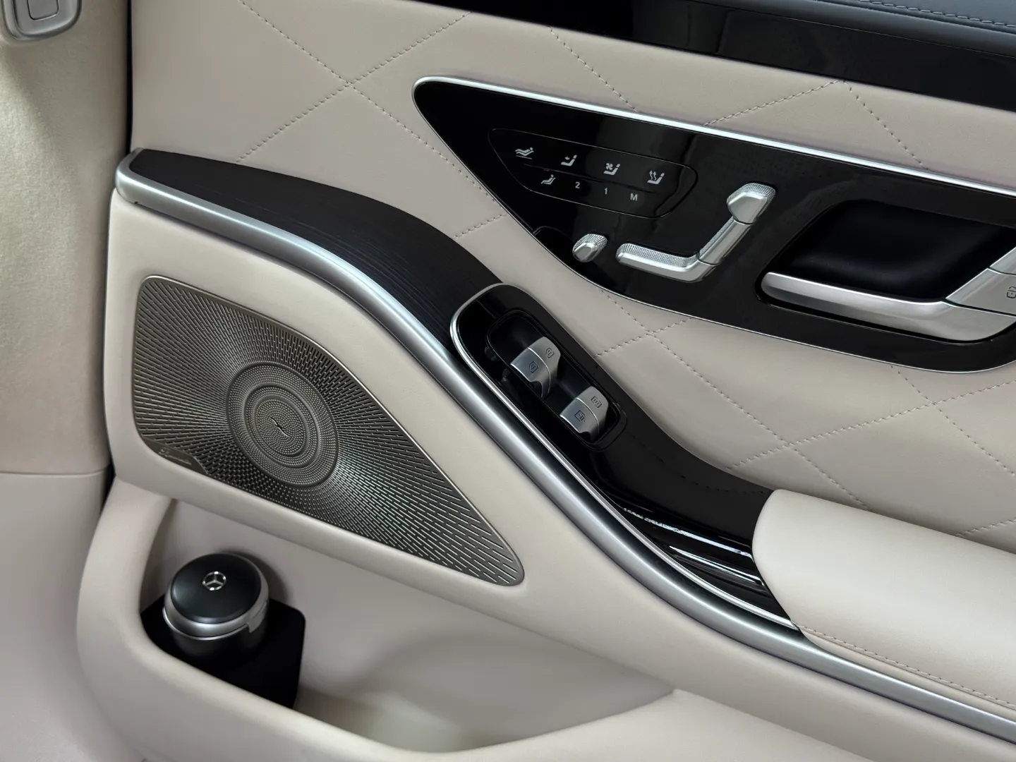 Mercedes Benz S580 4Matic  — photo 101