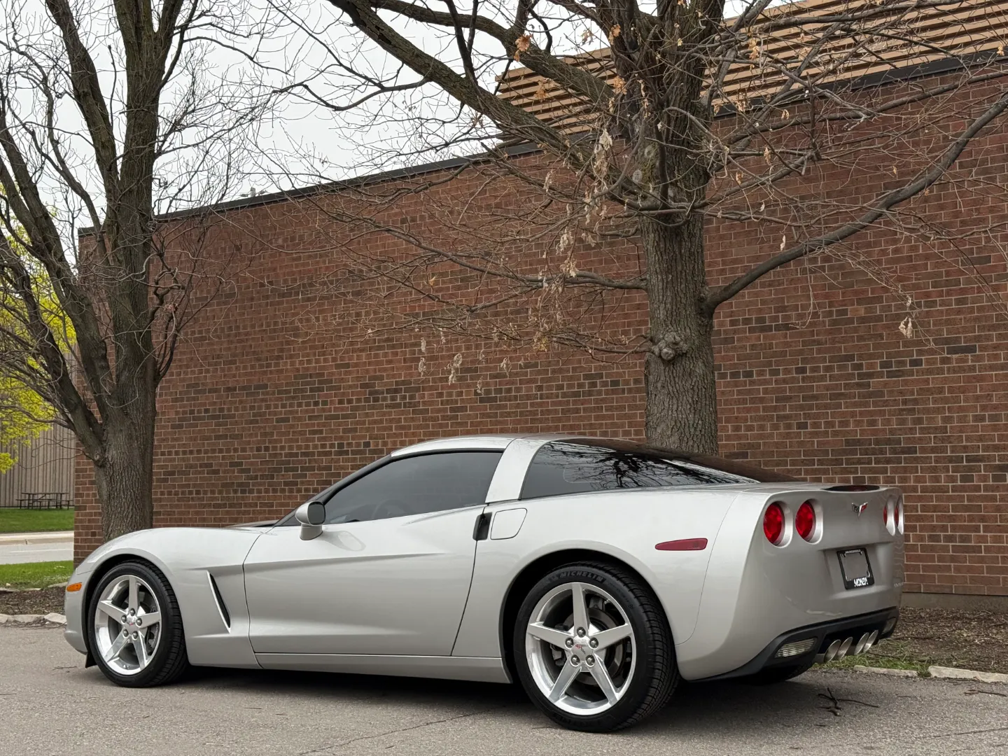 Chevrolet Corvette Z51 Performance Package 6MT Coupe — photo 21