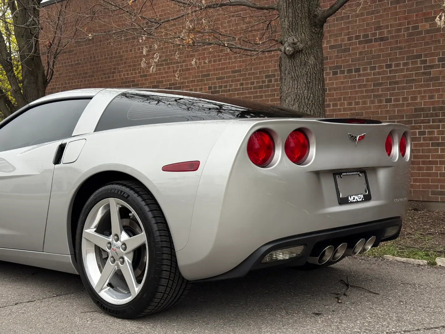 Chevrolet Corvette Z51 Performance Package 6MT Coupe — photo 22