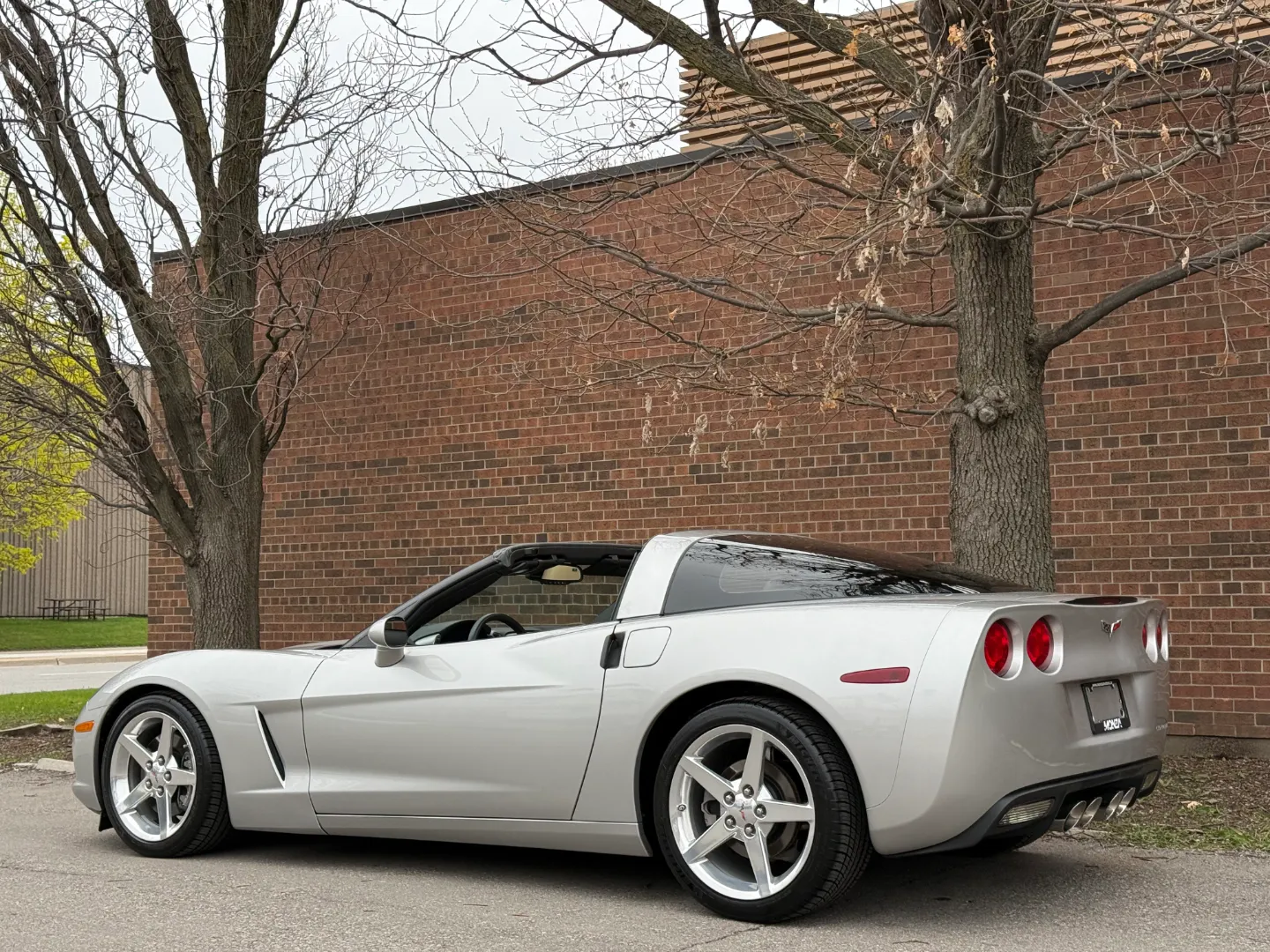 Chevrolet Corvette Z51 Performance Package 6MT Coupe — photo 38