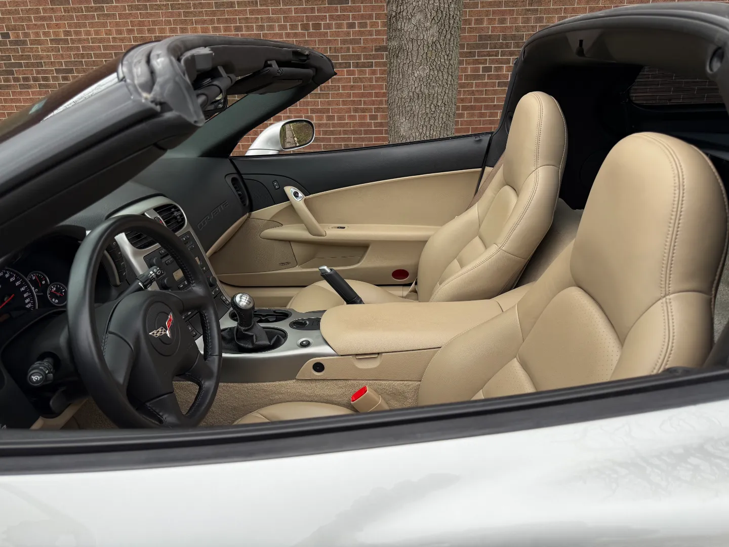 Chevrolet Corvette Z51 Performance Package 6MT Coupe — photo 41