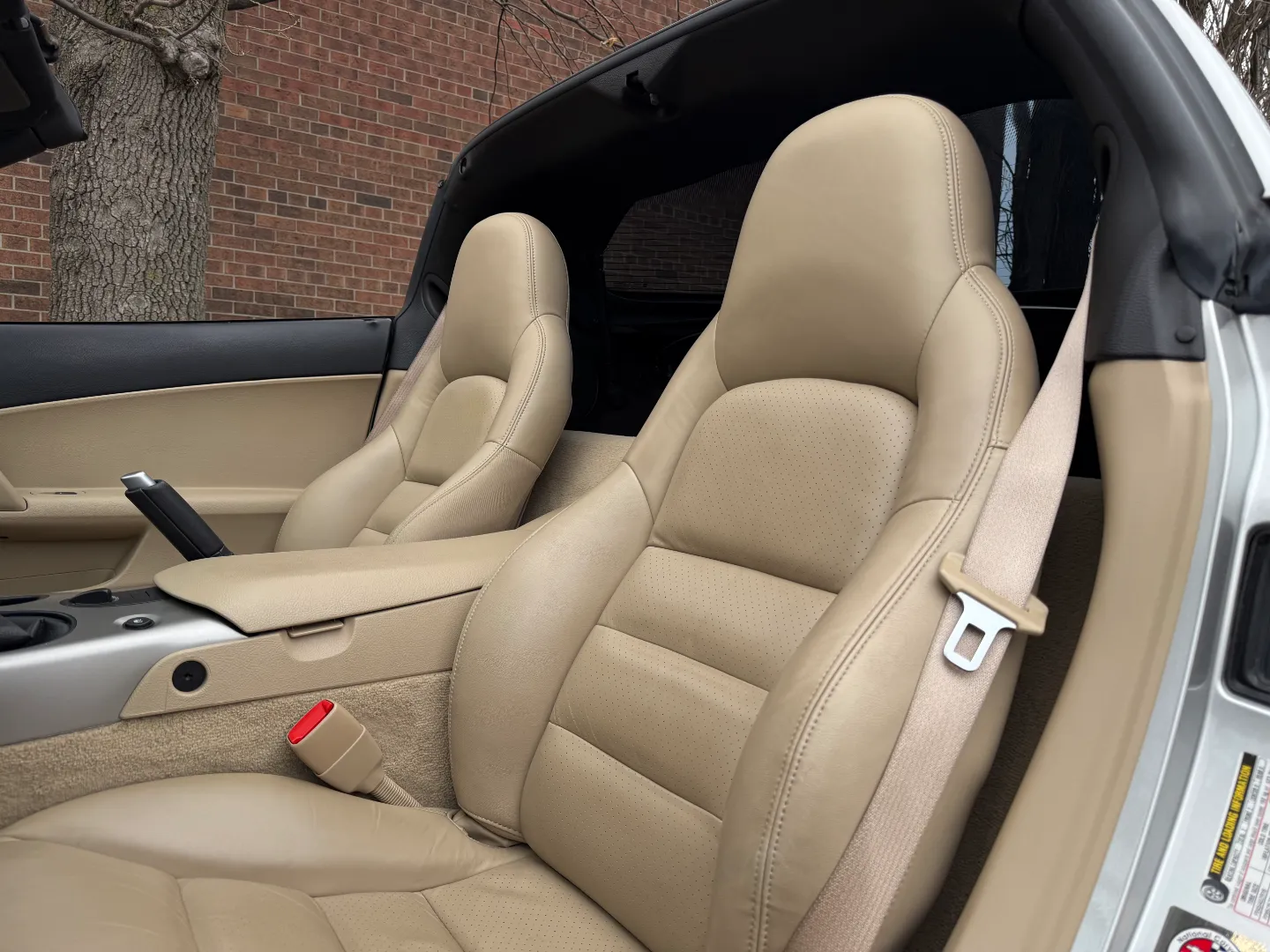 Chevrolet Corvette Z51 Performance Package 6MT Coupe — photo 44