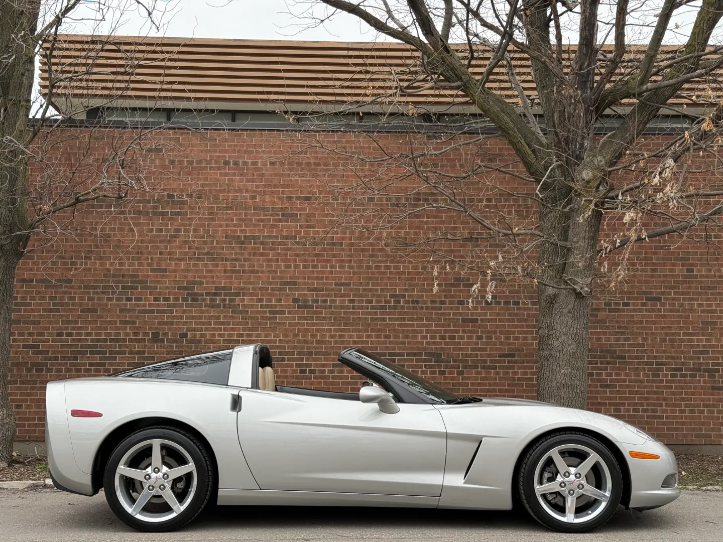 Chevrolet Corvette Z51 Performance Package 6MT Coupe — photo 81
