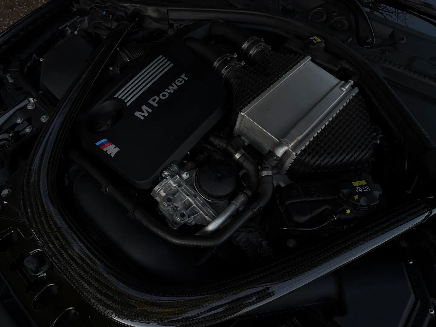 BMW M4 Coupe 6 Speed Manual — photo 36