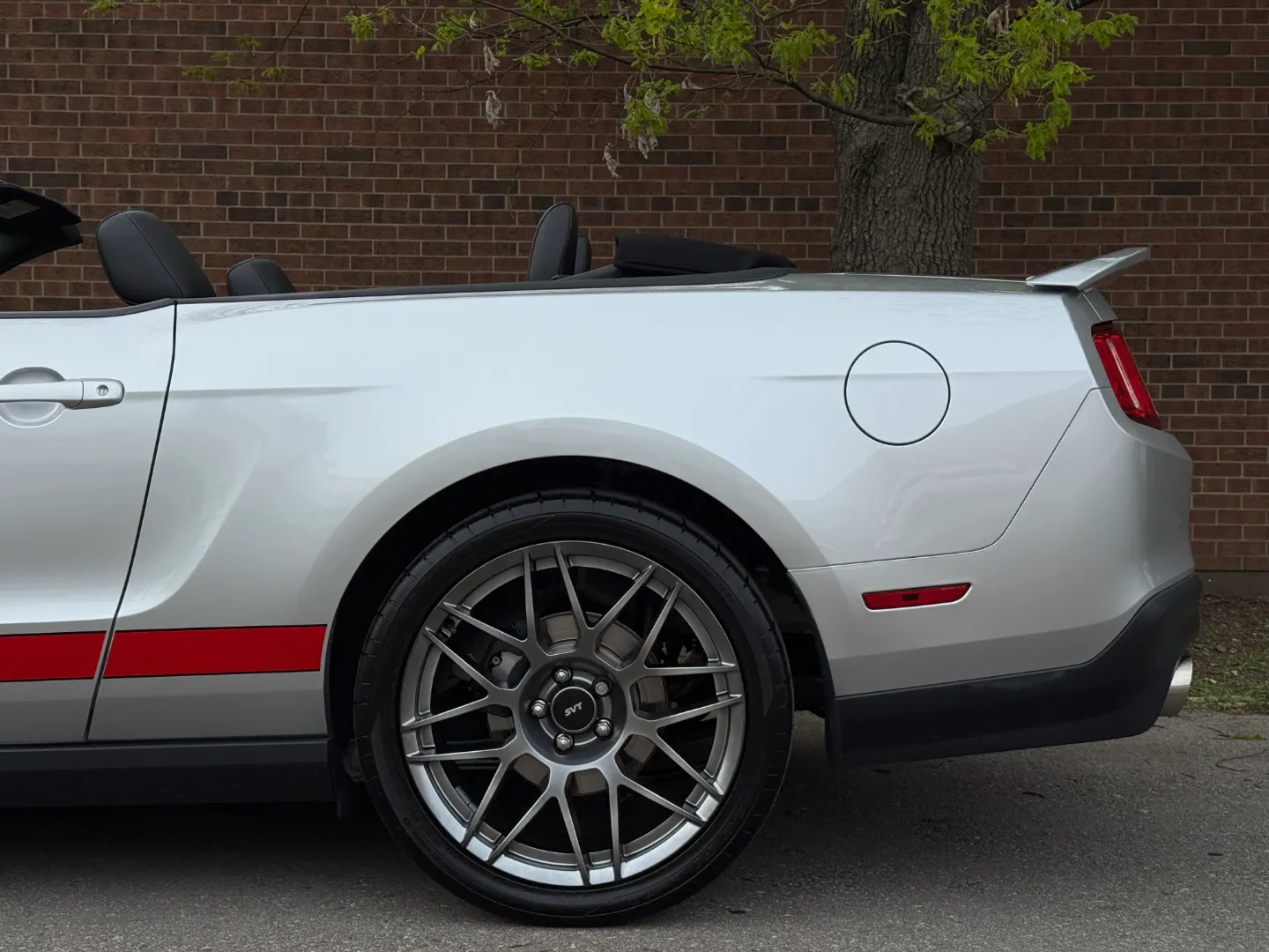 Ford Mustang Shelby GT500 6 Speed Manual Convertible — photo 13