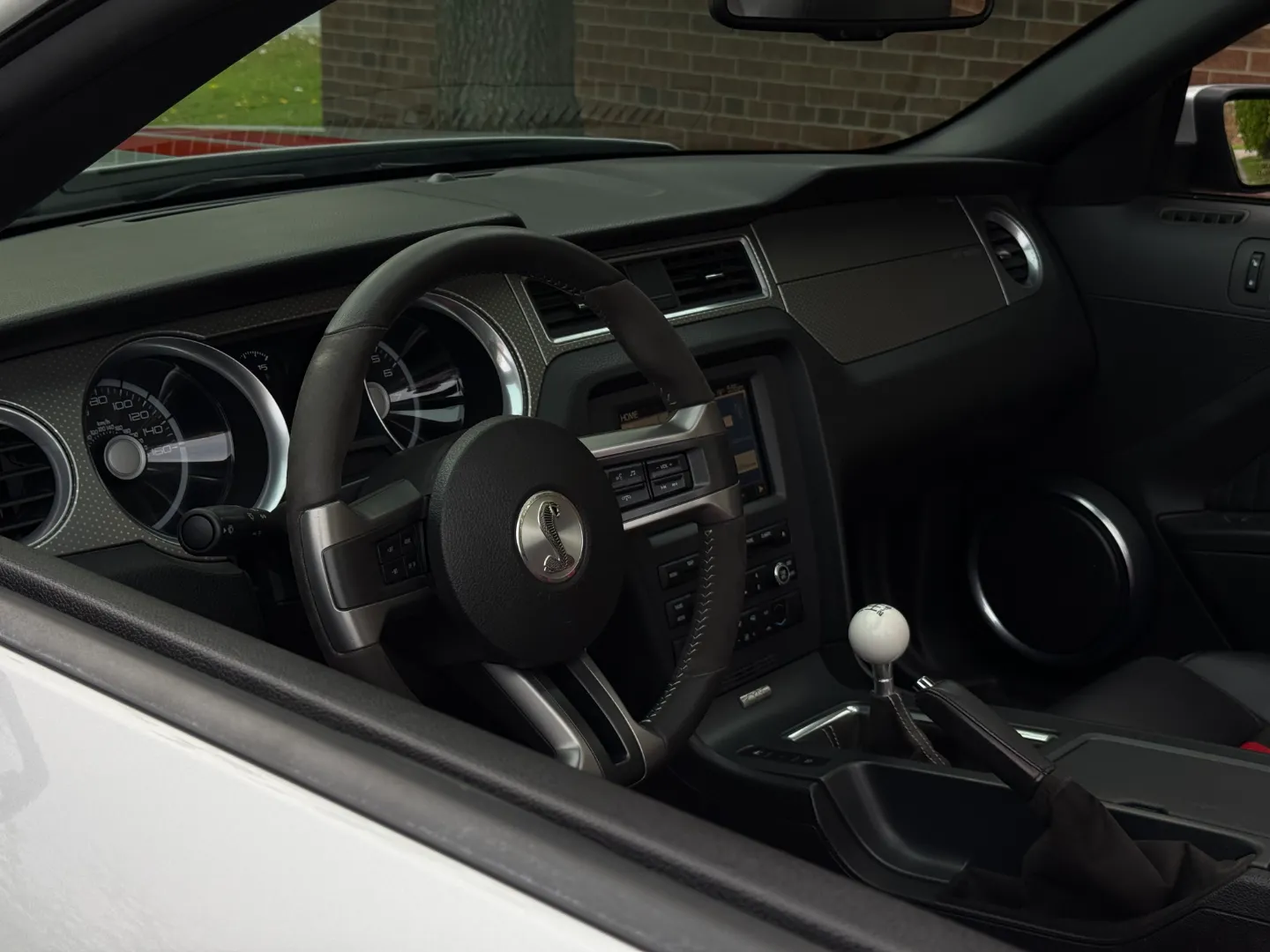 Ford Mustang Shelby GT500 6 Speed Manual Convertible — photo 23