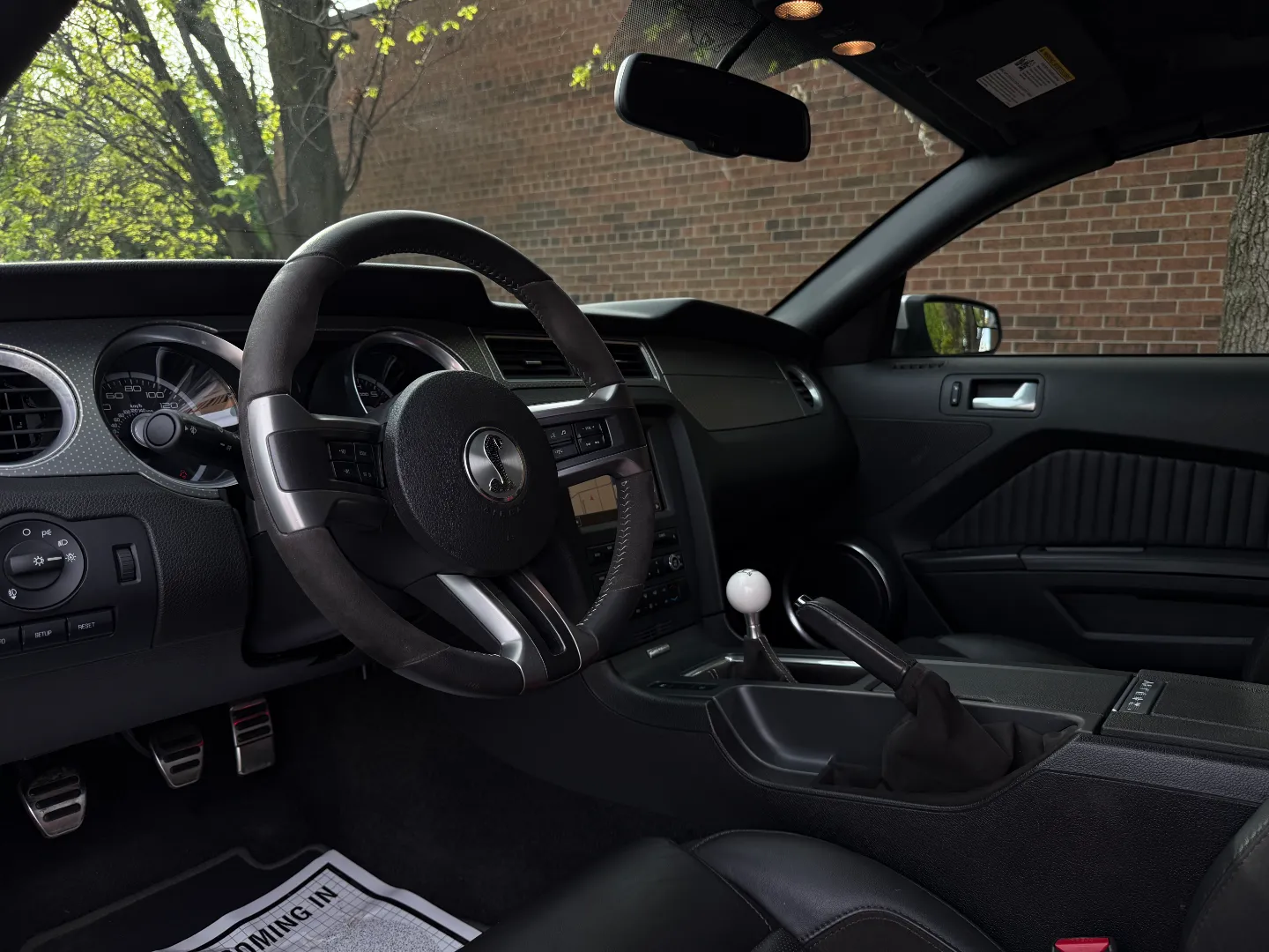 Ford Mustang Shelby GT500 6 Speed Manual Convertible — photo 49