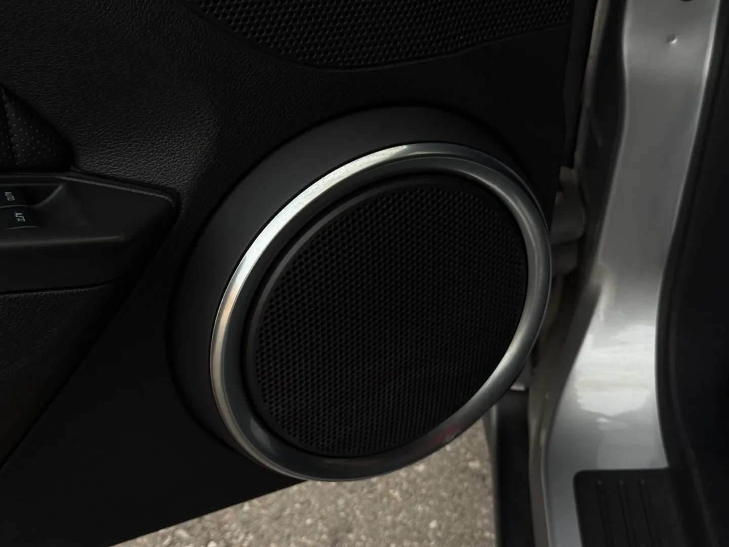 Ford Mustang Shelby GT500 6 Speed Manual Convertible — photo 59