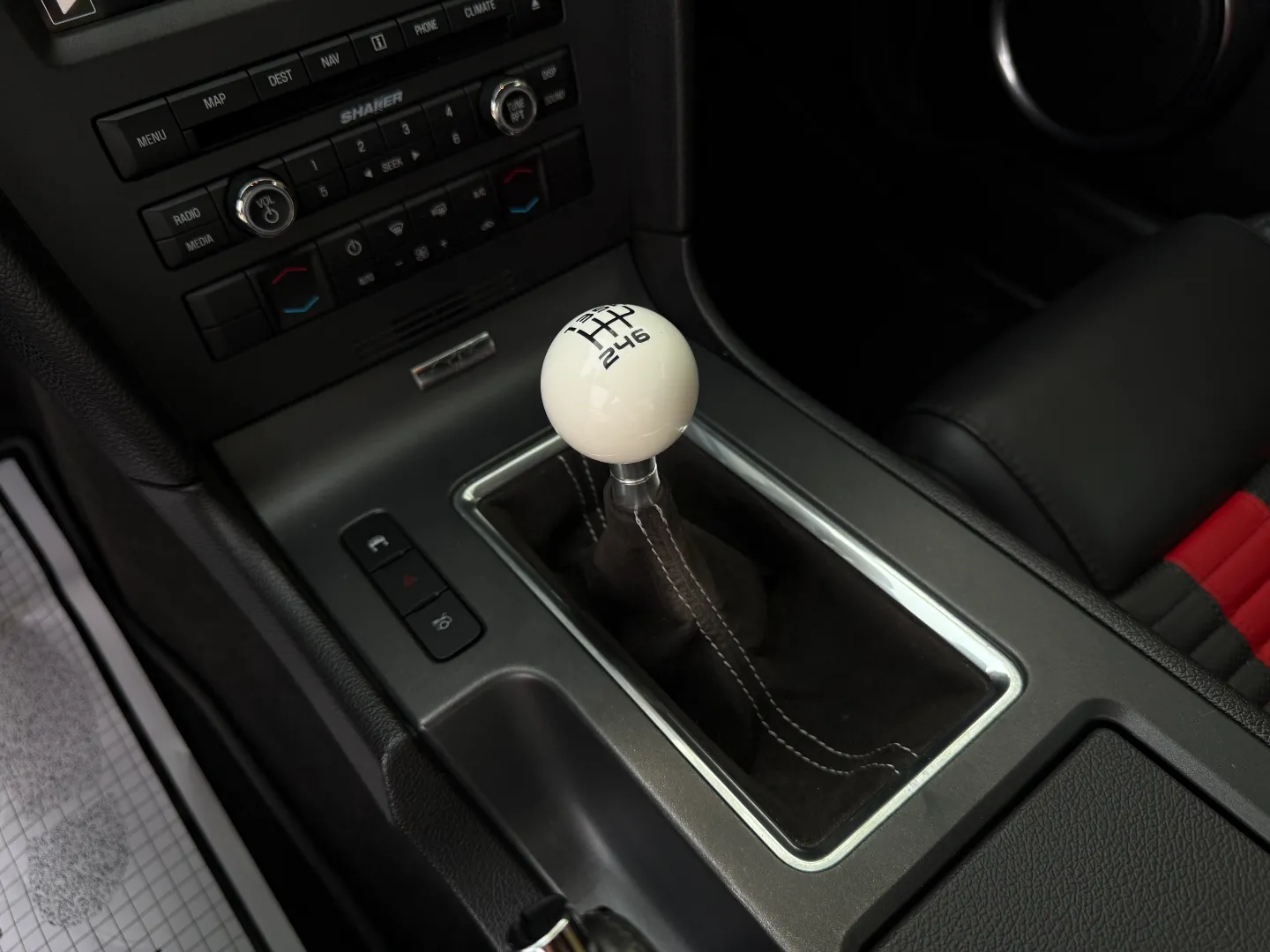 Ford Mustang Shelby GT500 6 Speed Manual Convertible — photo 61