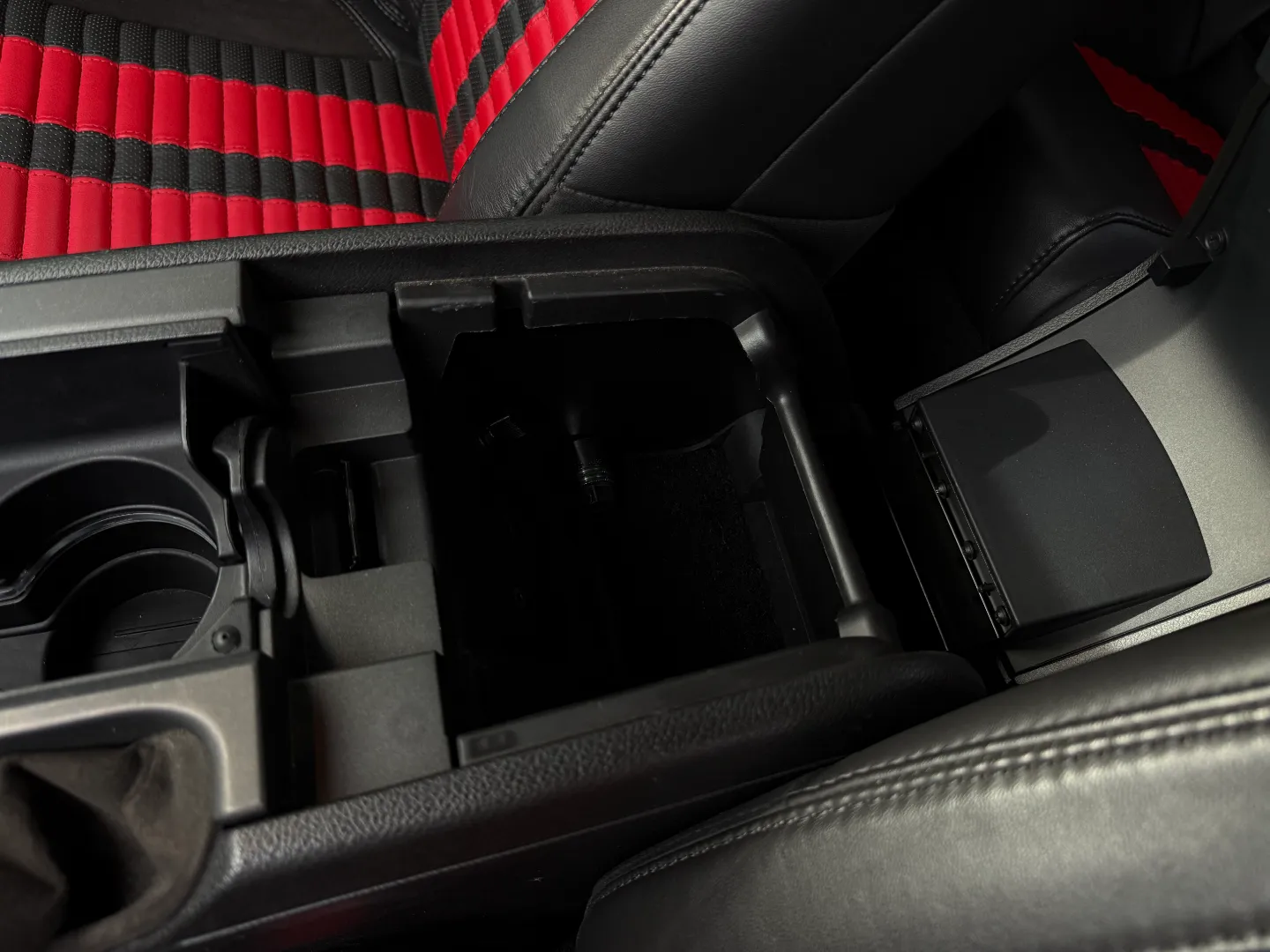Ford Mustang Shelby GT500 6 Speed Manual Convertible — photo 86
