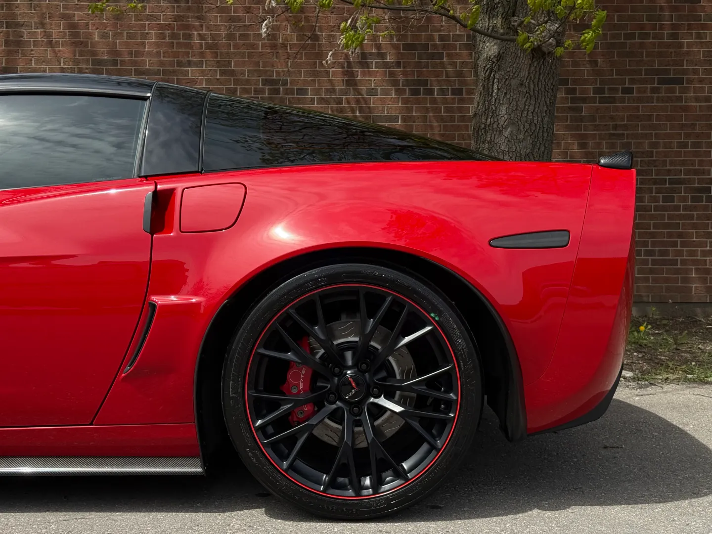 Chevrolet Corvette Z06 — photo 14