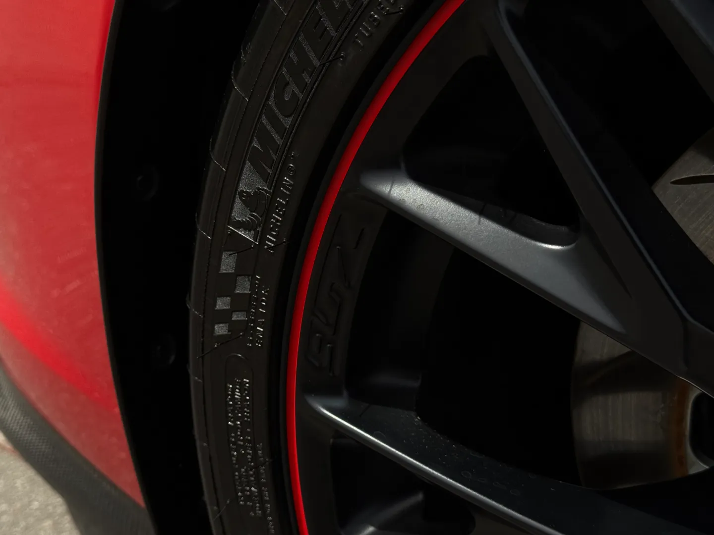 Chevrolet Corvette Z06 — photo 17
