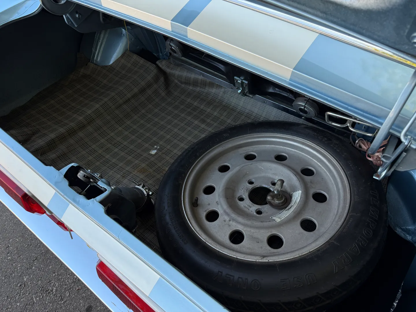 Ford Mustang Shelby GT350 Fastback 5 Speed Manual — photo 40