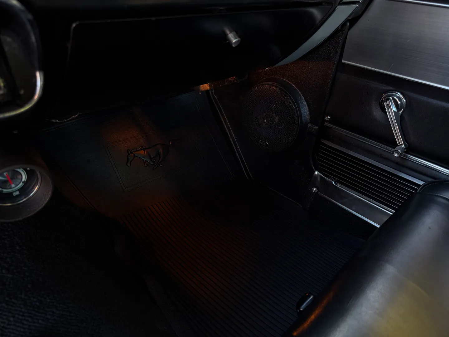 Ford Mustang Shelby GT350 Fastback 5 Speed Manual — photo 68