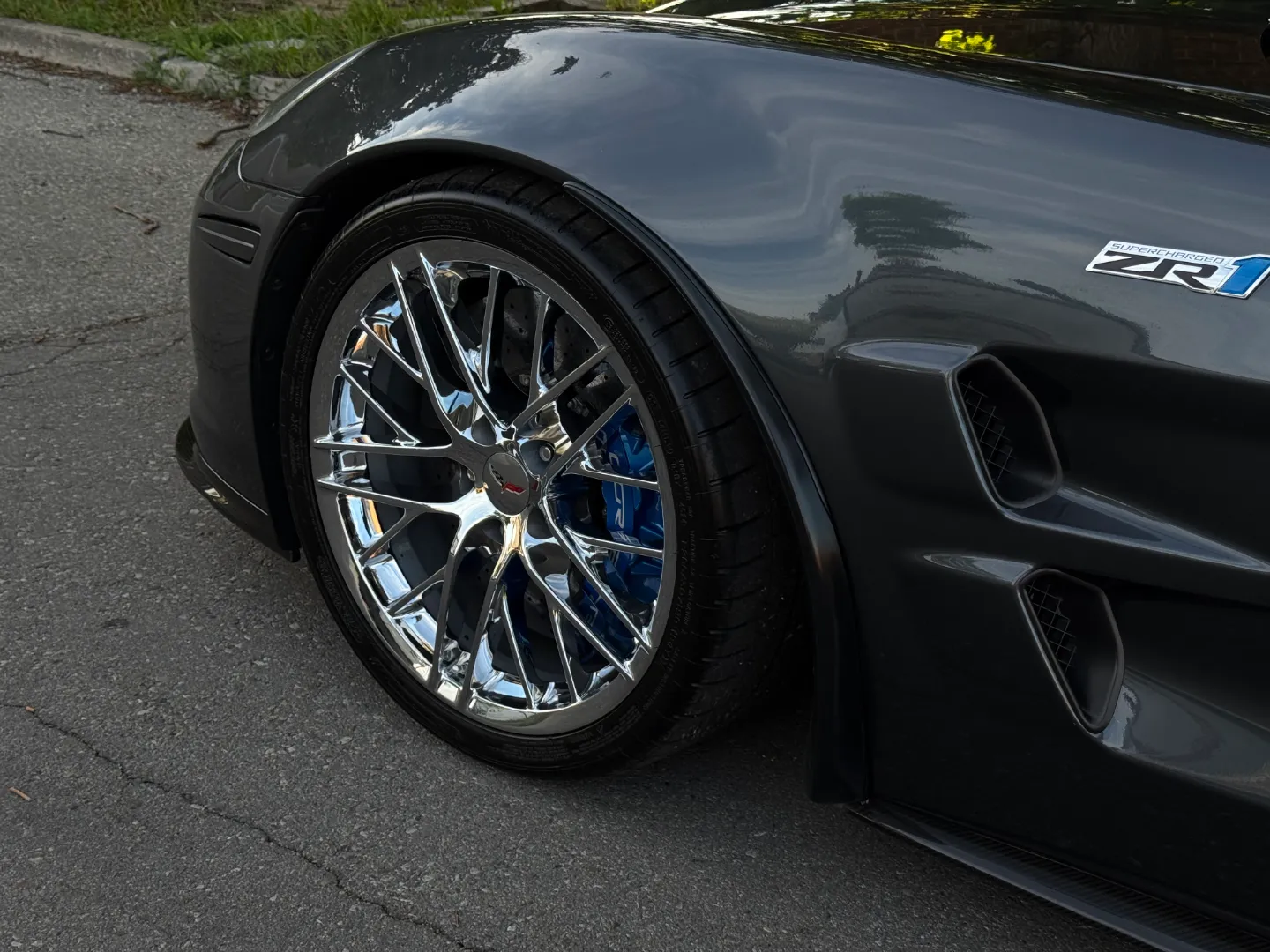 Chevrolet Corvette ZR1 3ZR Package — photo 16