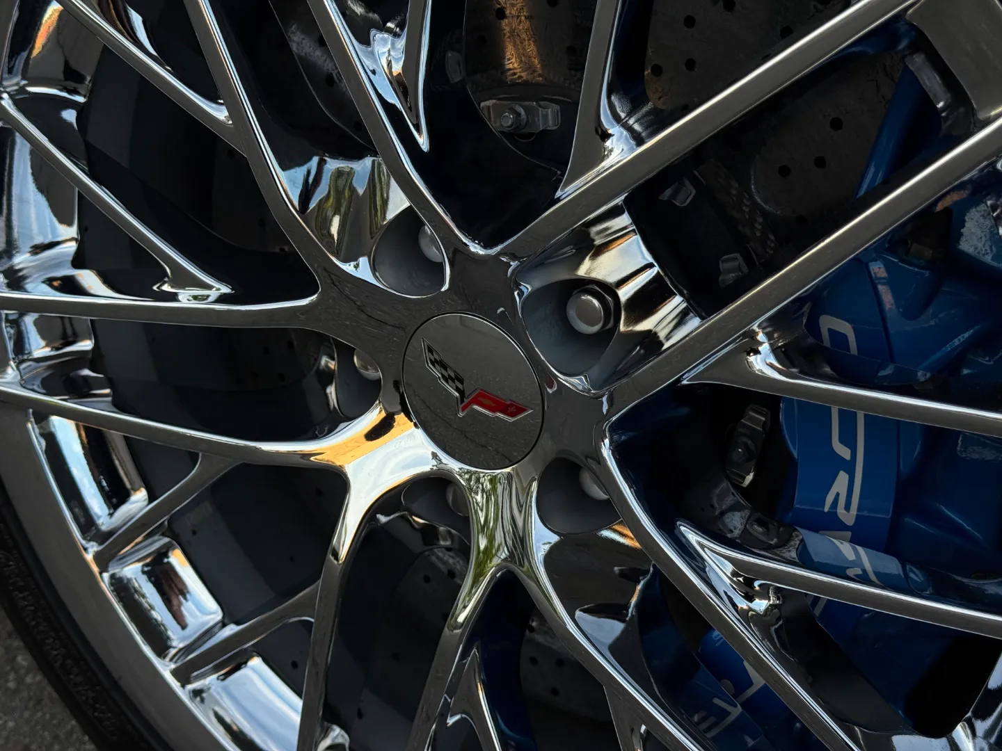 Chevrolet Corvette ZR1 3ZR Package — photo 18