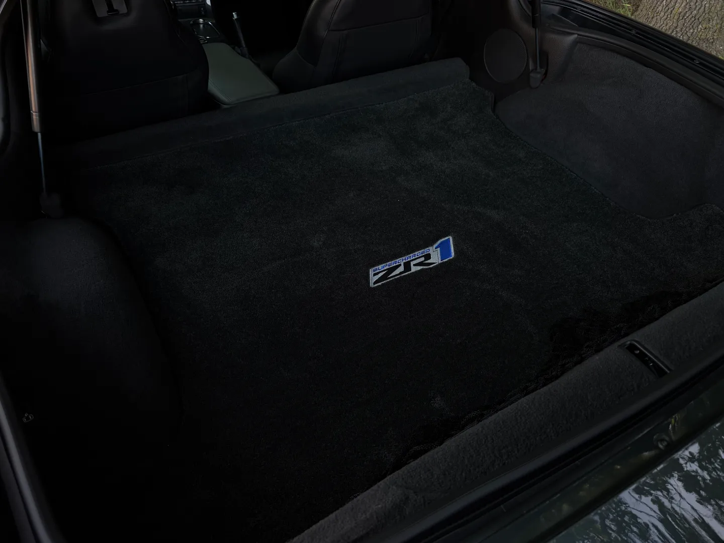 Chevrolet Corvette ZR1 3ZR Package — photo 37