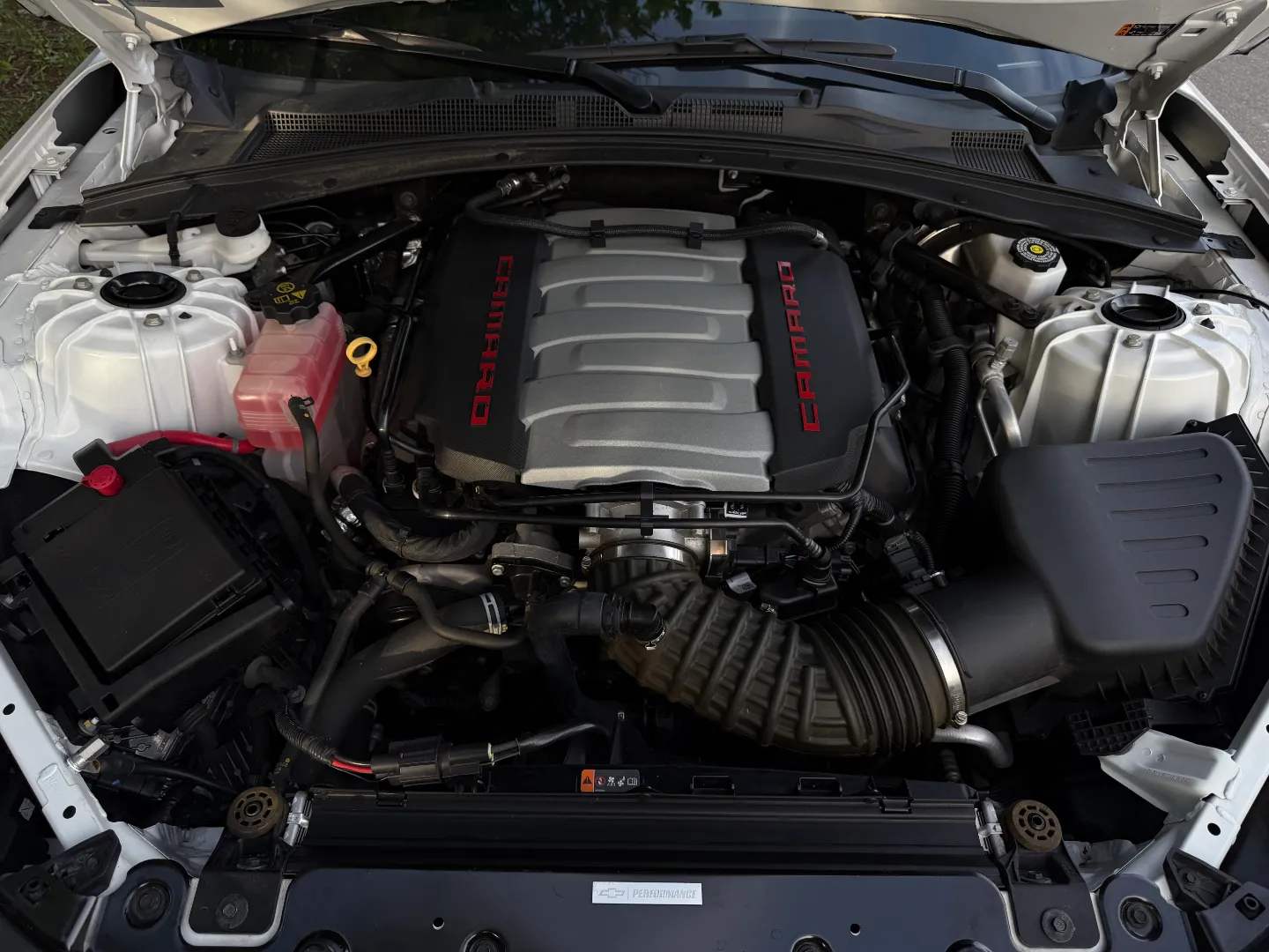 Chevrolet Camaro SS 2SS 1LE Performance Package — photo 35