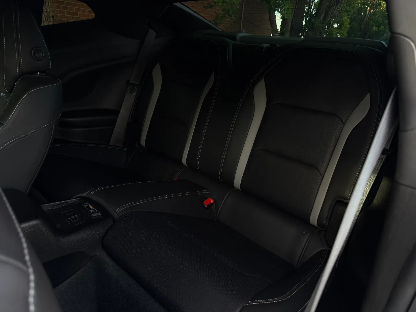 Chevrolet Camaro SS 2SS 1LE Performance Package — photo 45